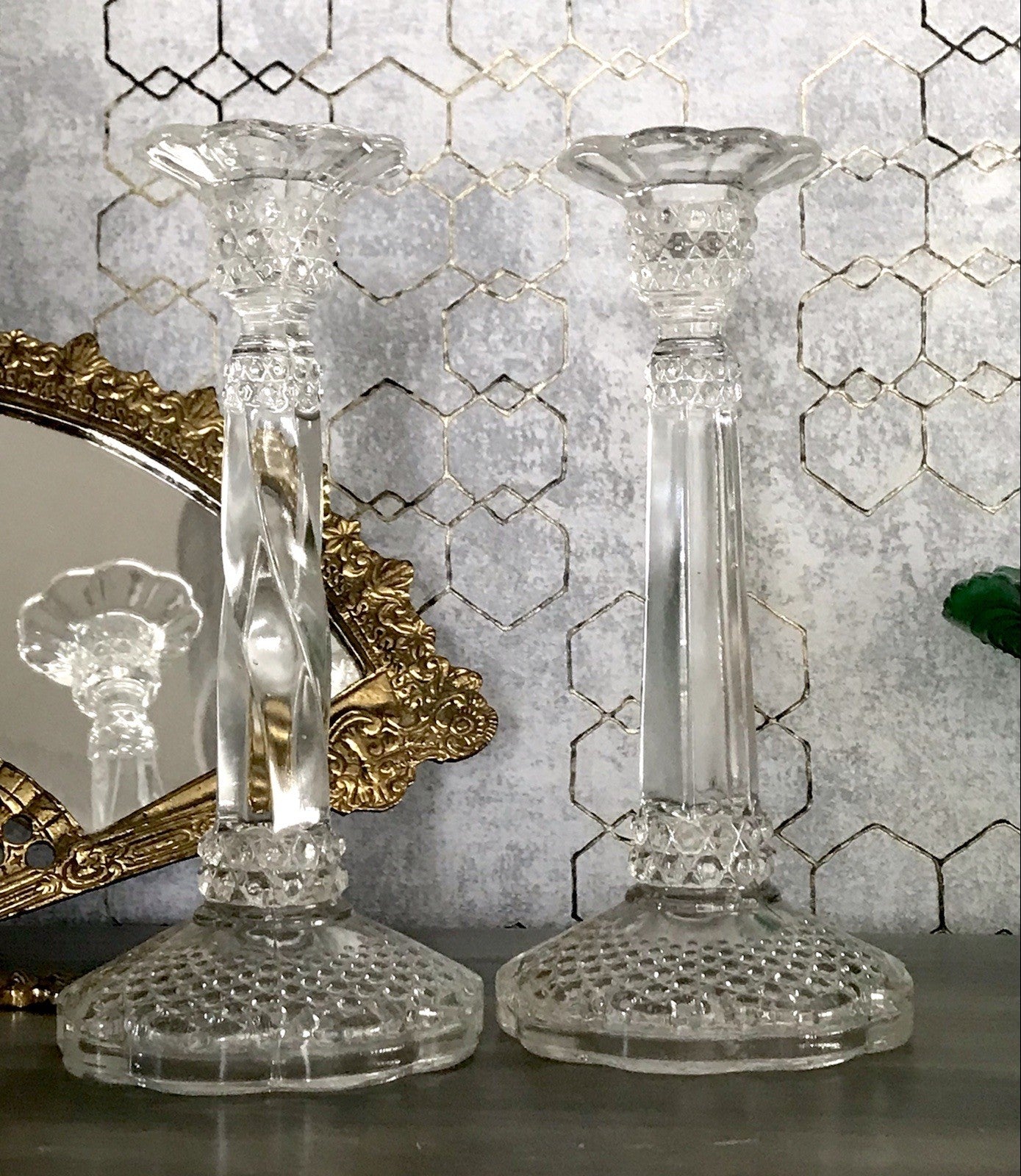 Antik Art Déco 2x Kerzenleuchter Leuchter Kerzenständer Pressglas Glas