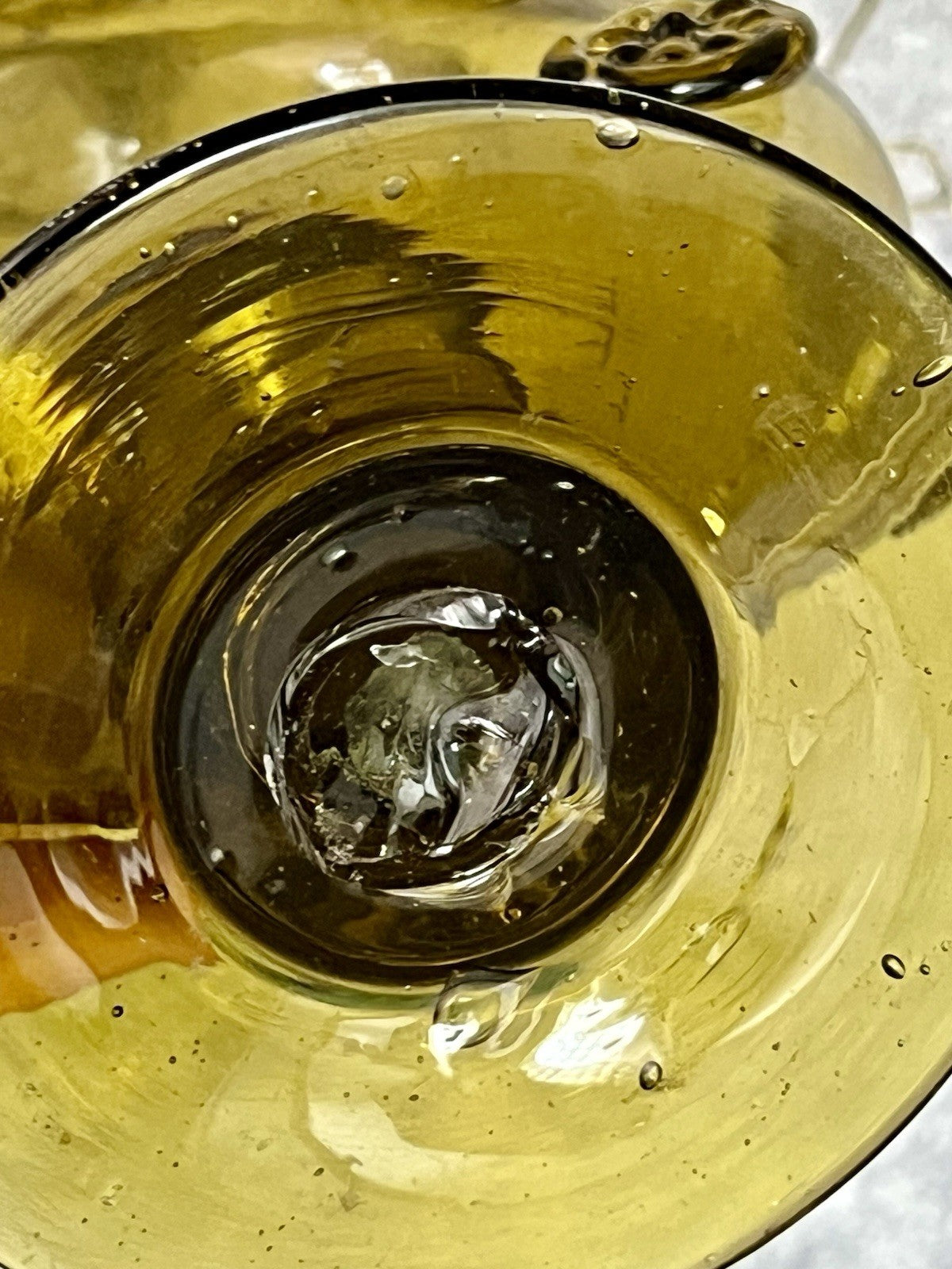 Antik Krug Karaffe Kanne Glas mundgeblasen Waldglas Nuppen FadenAuflagen ~1870