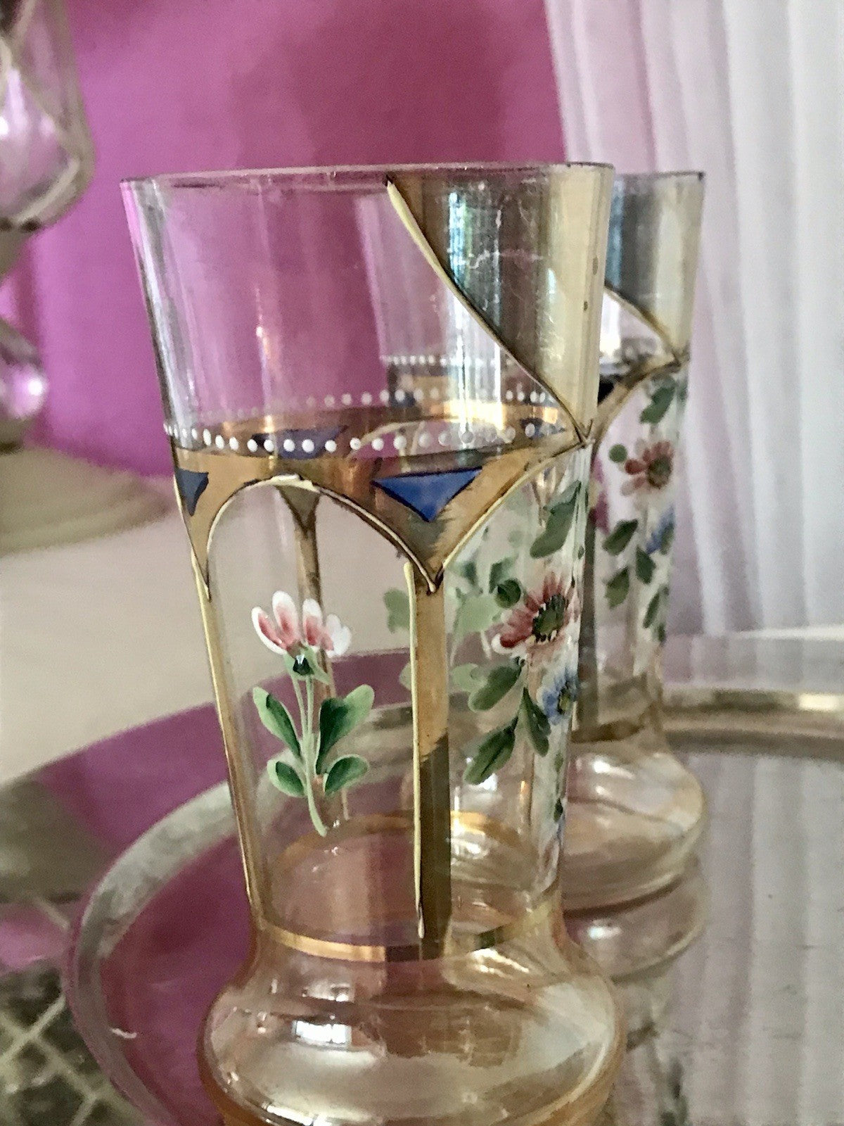 Antik Jugendstil Emaile -Malerei Glas Fußbecher Becher Pokal Bierglas irisierend
