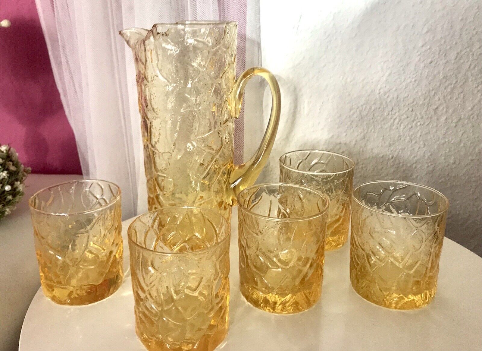 Vintage Designer 60er 70er Krug Kanne Karaffe 5 Becher gelb Glas Reptil Struktur