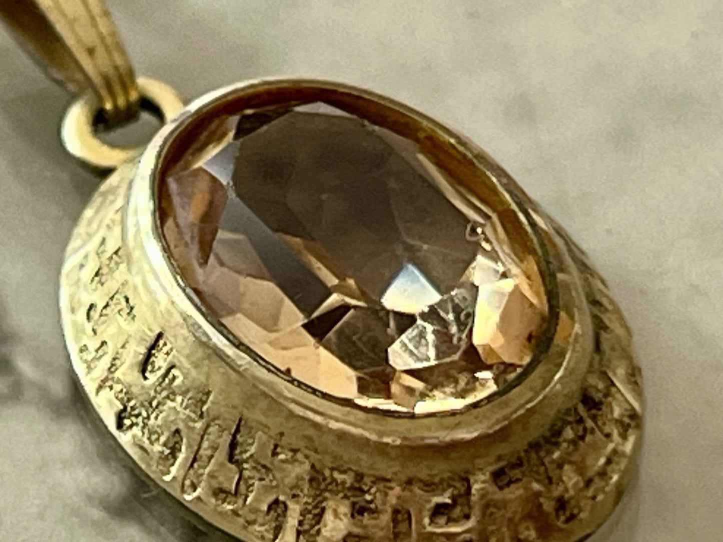Vintage Halskette mit Änhänger Amerik. Doublè gold Rauchquarz? Sehr SCHÖN K&L