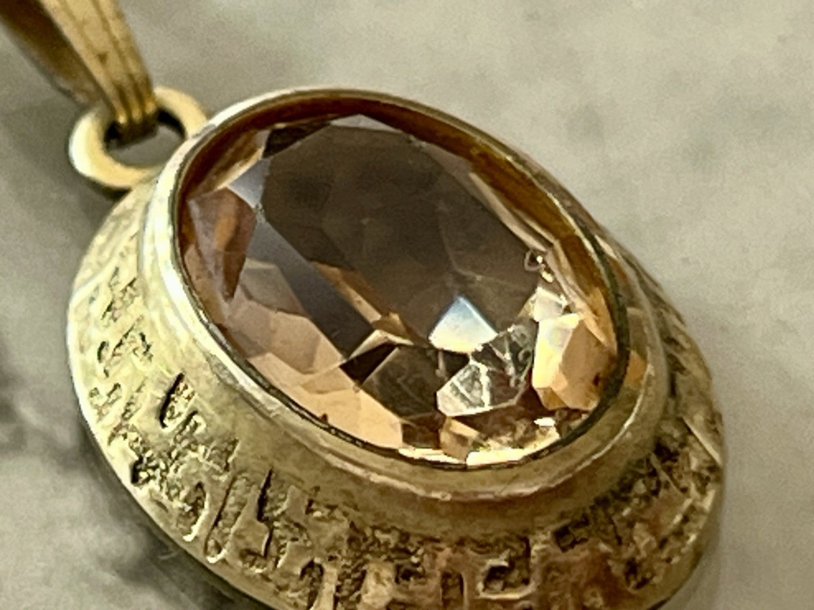Vintage Halskette mit Änhänger Amerik. Doublè gold Rauchquarz? Sehr SCHÖN K&L