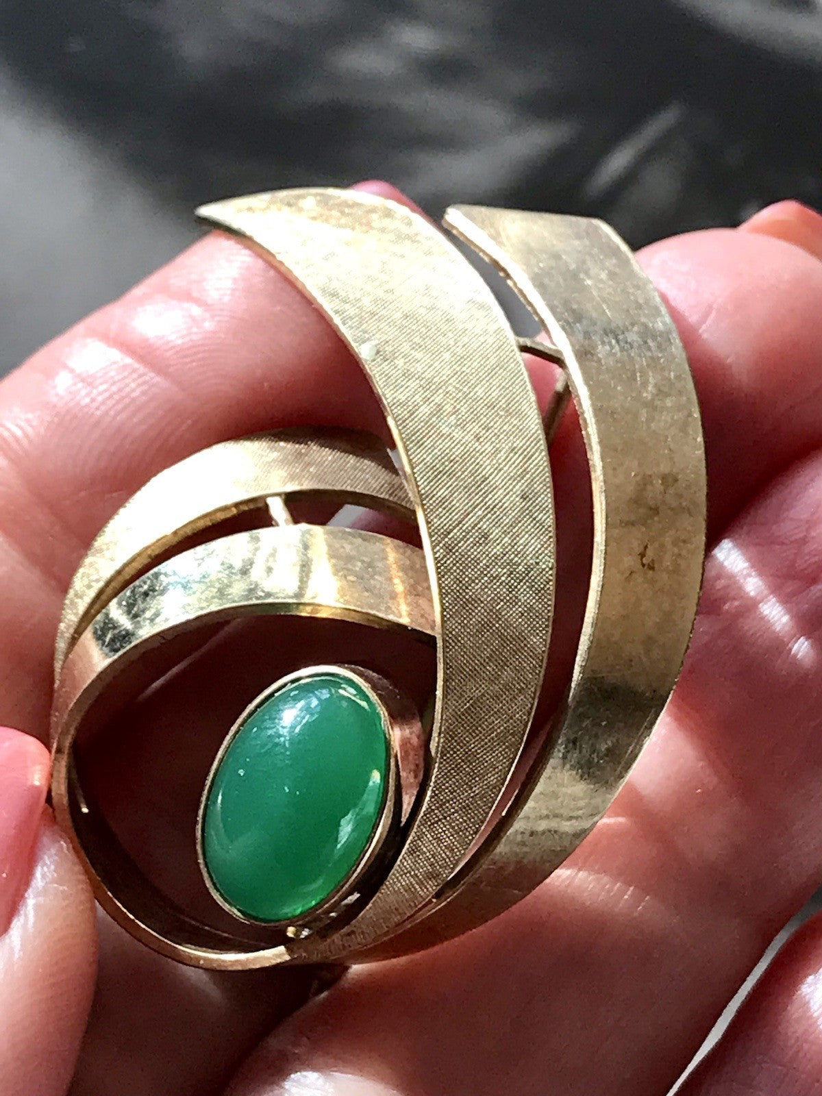 Vintage Edel Brosche Amerik. Doublè vergoldet Brosche grüner Stein