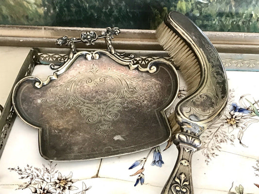 Antik versilbert Jugendstil Tischkehrset Tischkehrer Tisch Krümmelkehrer
