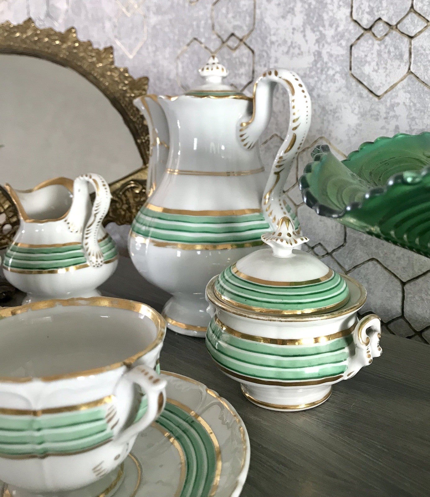 Antik Historismus Porzellan Kaffeeservice Mokkaservice weiß grün Schumann Moabit