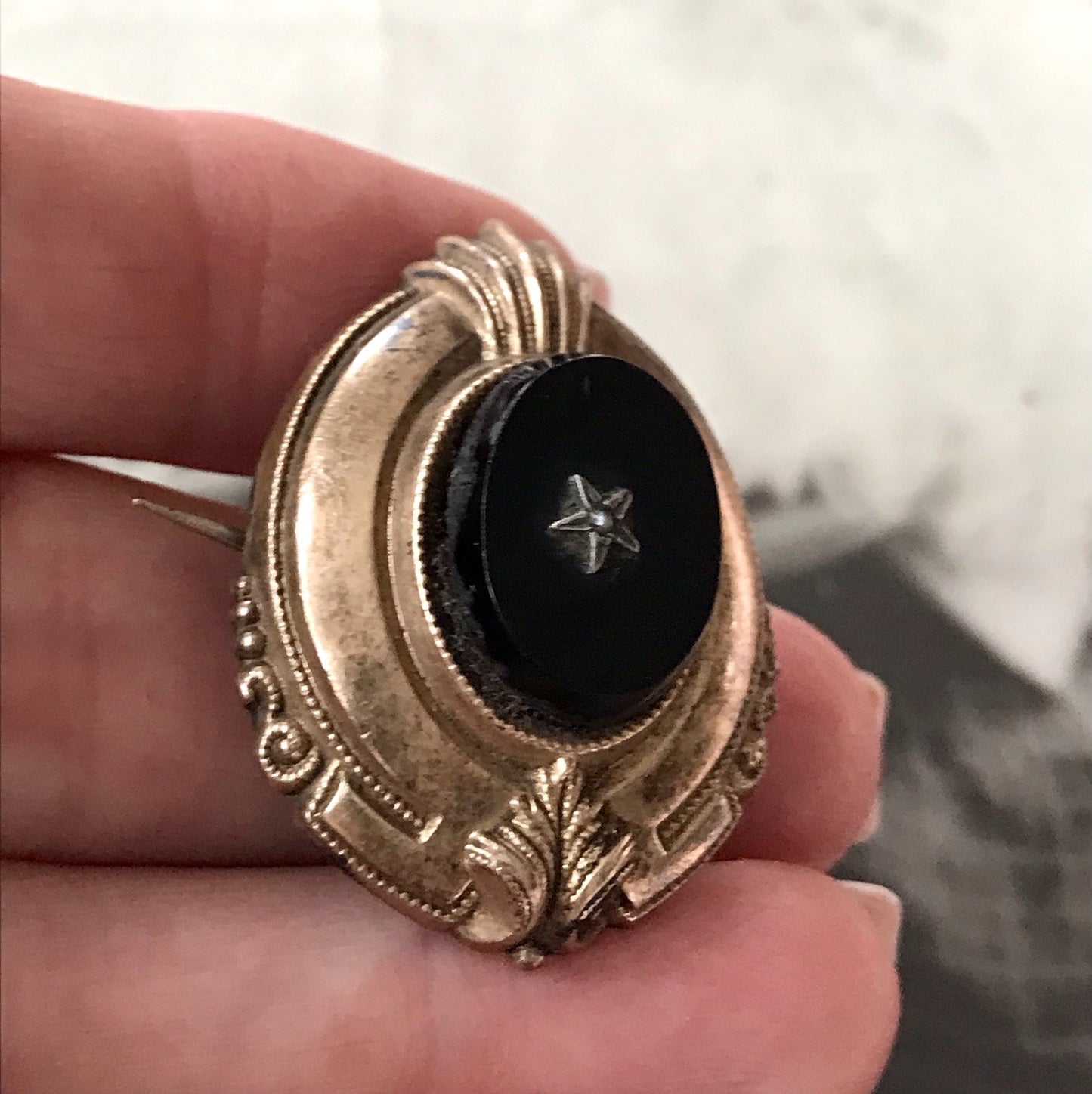 Antik Brosche Walzgold auf Silber gold Anhänger? Schaumgold Doublè Onyx