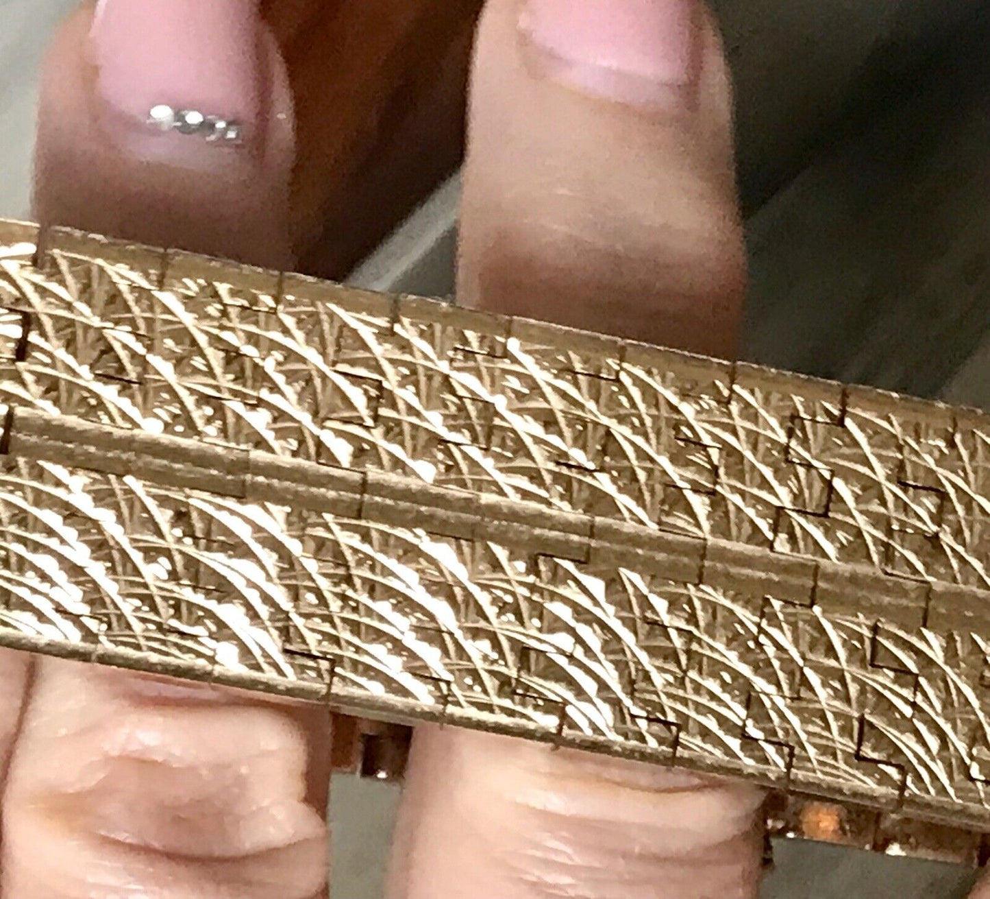 Vintage wunderschönes breites Teppicharmband Armband vergoldet