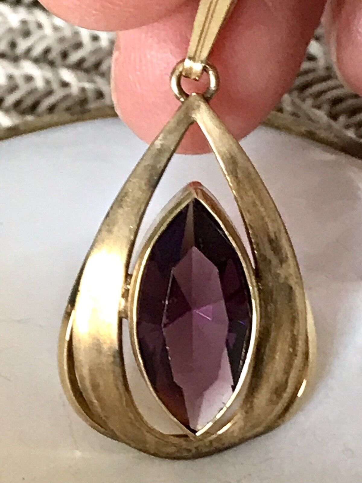 Vintage Designer Anhänger lila Stein Amethyst? Amerik. Doublè vergoldet