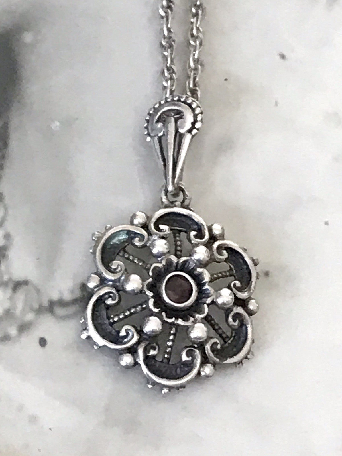 Antik ? Vintage Edel Halskette 925 Anhänger Kettenanhänger Silber 835 Rubin?