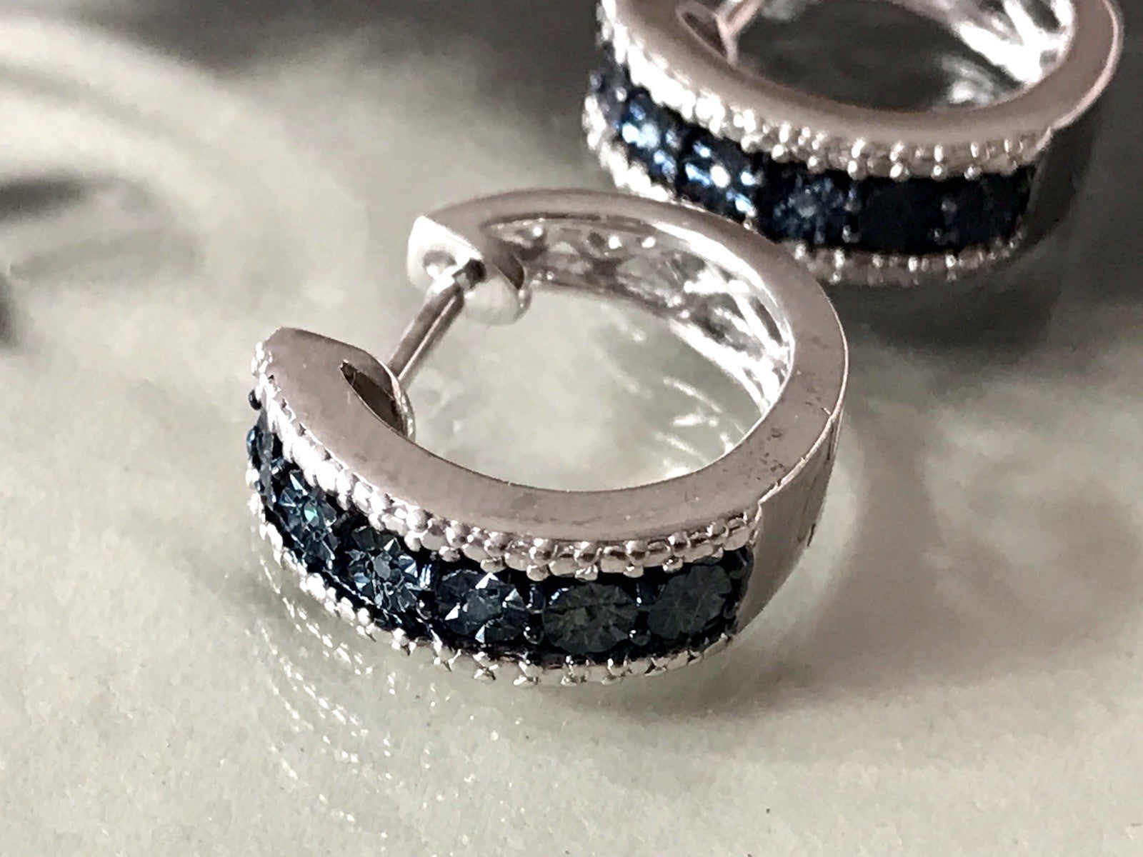 Ohrringe 925 Silber Creole Klappcreolen blaue Steine Saphire? Edel HN