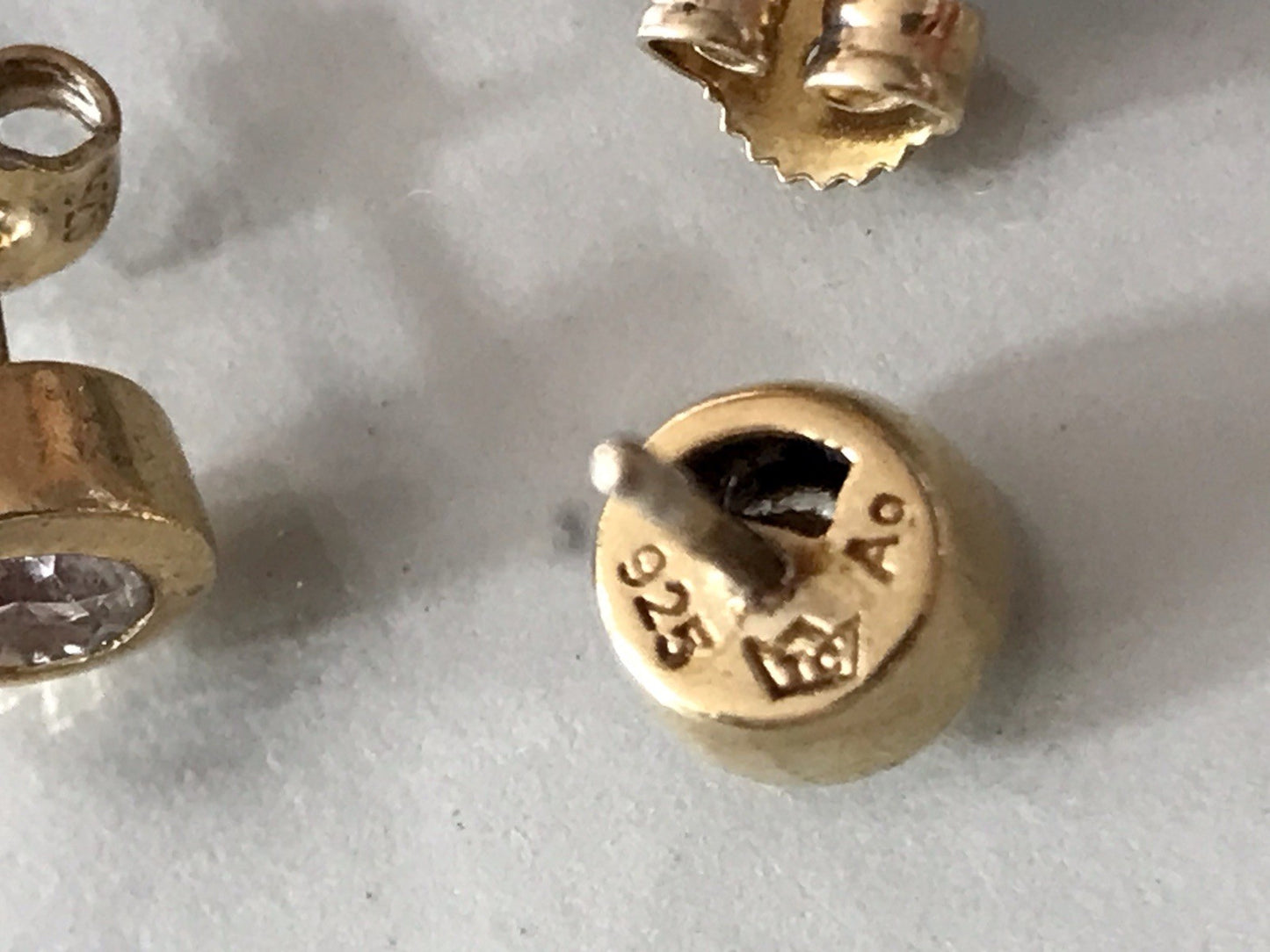 Ohrringe Ohrstecker DAMEN Silber vergoldet gold farblose geschliffene Steine 925