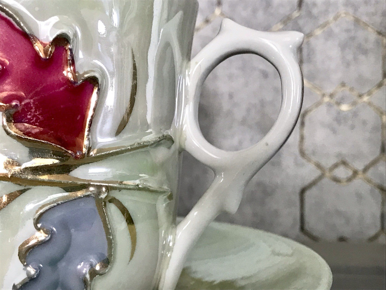 Antik Rosenhäferl Porzellan Andenken Tasse Zum Andenken Stucktasse grün rosa