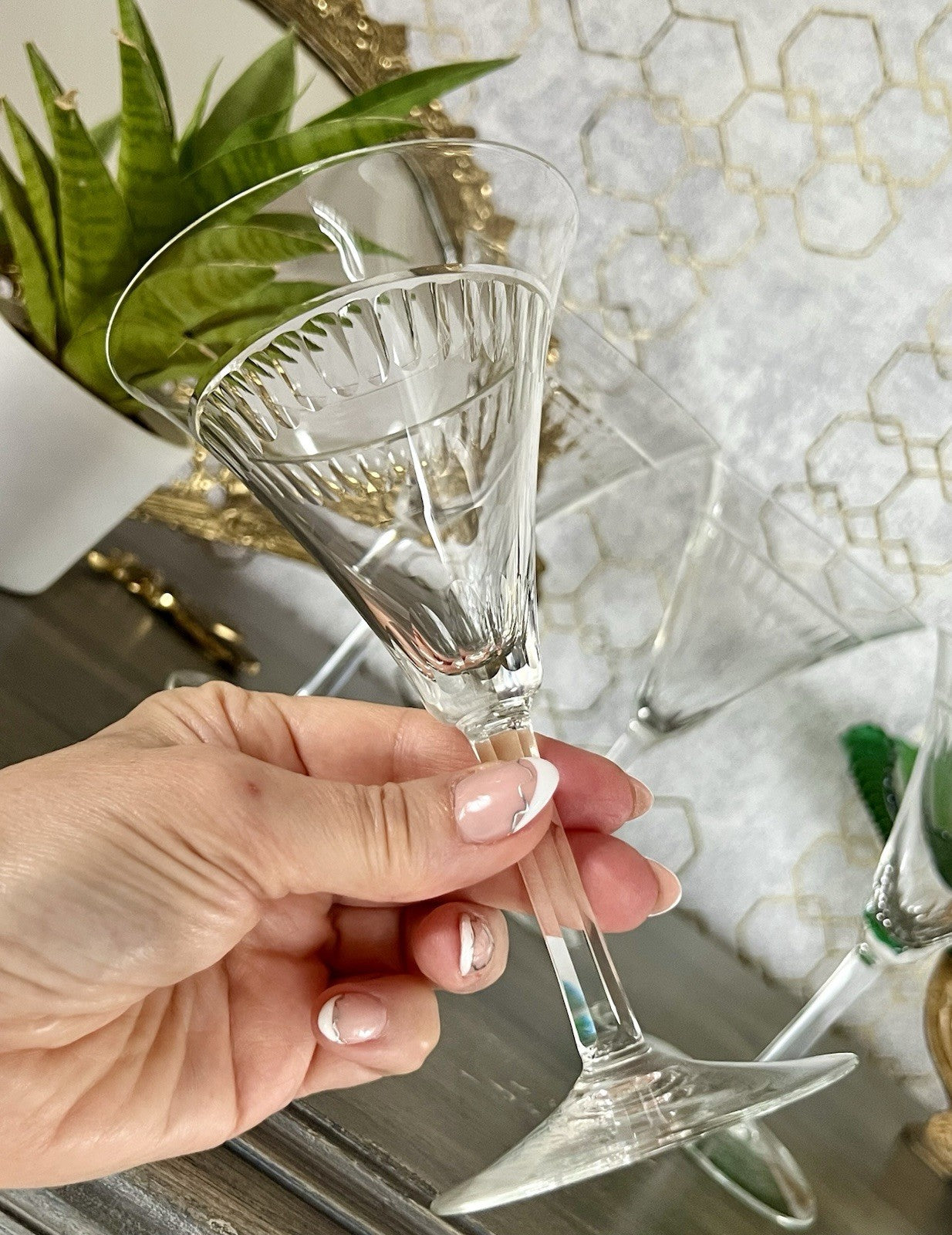 Antik Art Déco 4 Sektflöten Sekt Wein Gläser ?Weisswasser? Schliff