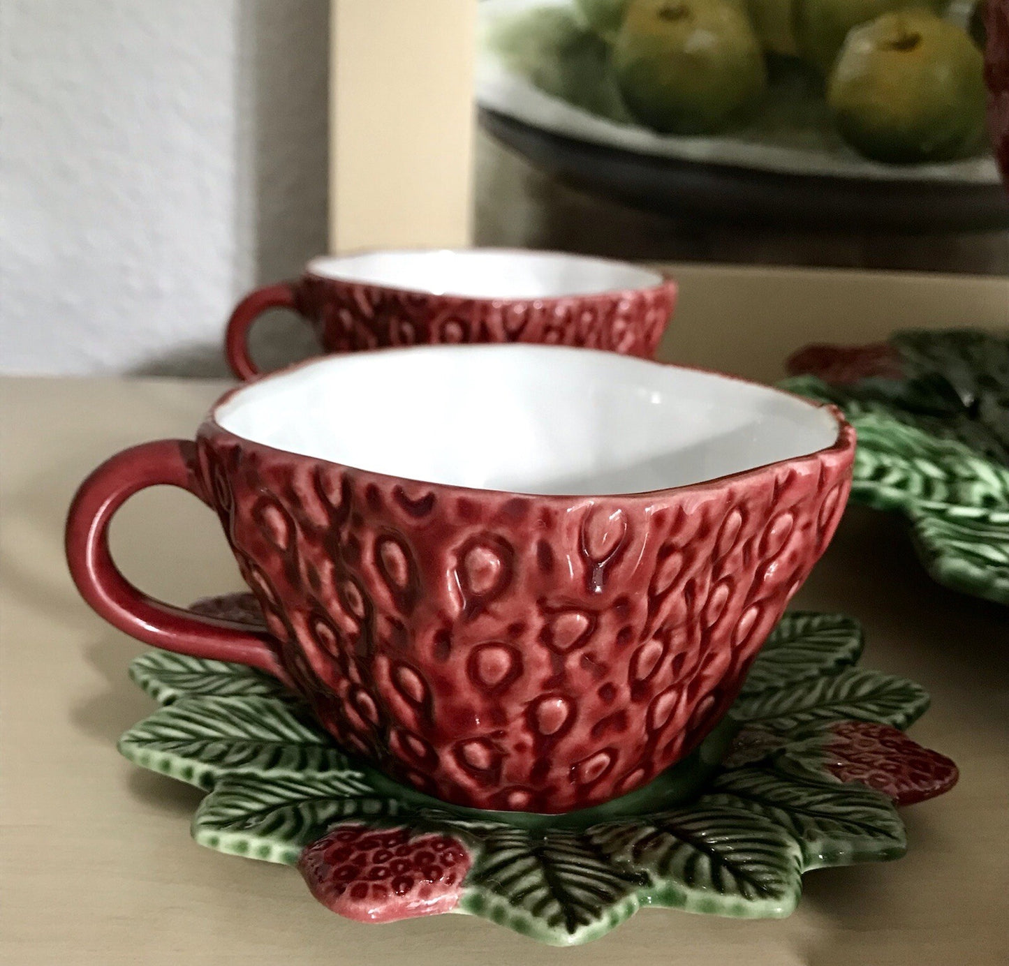 Vintage alt Majolika Keramik Bowle Set Topf 6 Tassen grün rot Erdbeere Pinhero