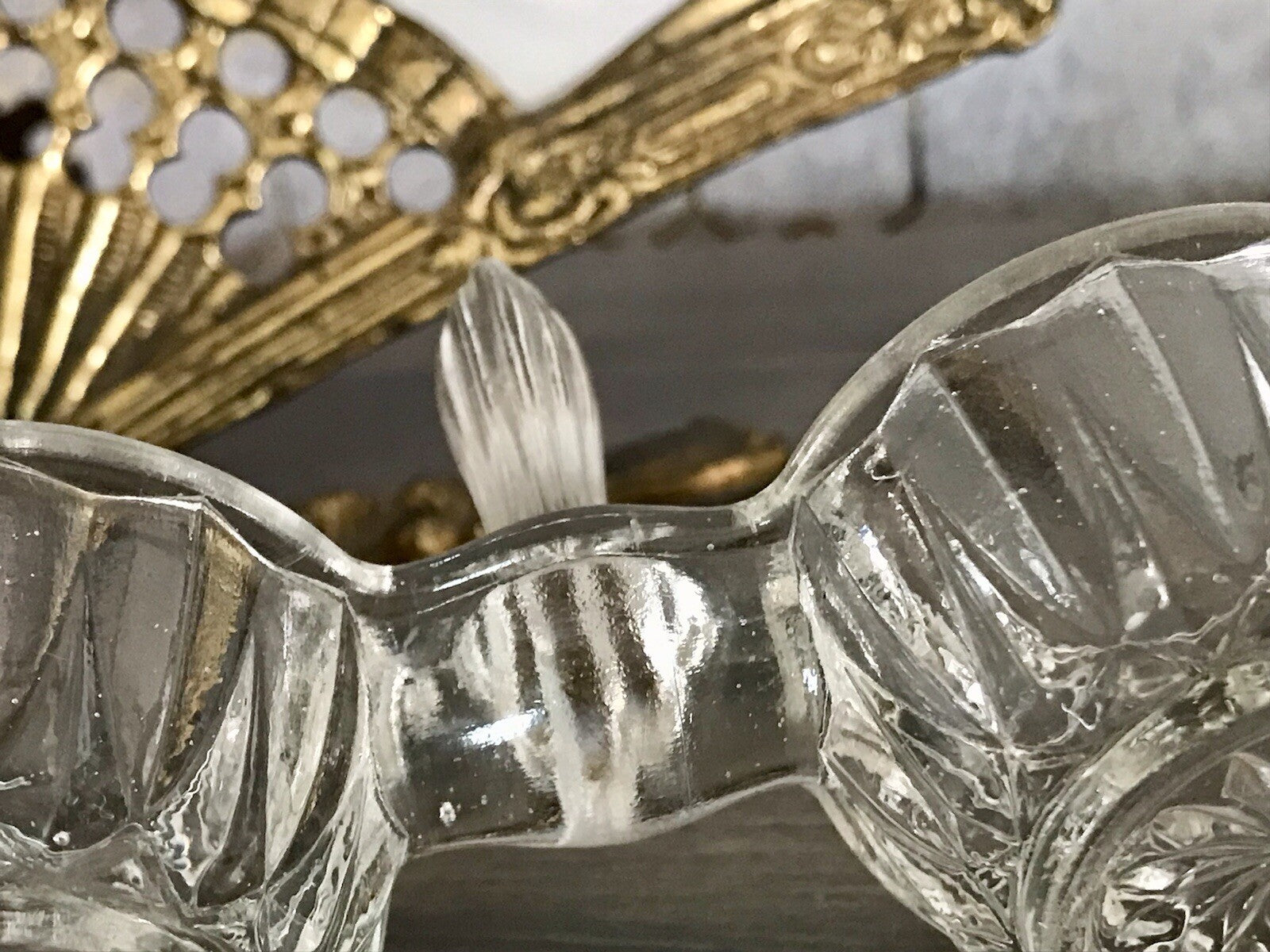 Antik Art Déco Pressglas Salz & Pfeffer Menage Saliere Gewürzständer Glas