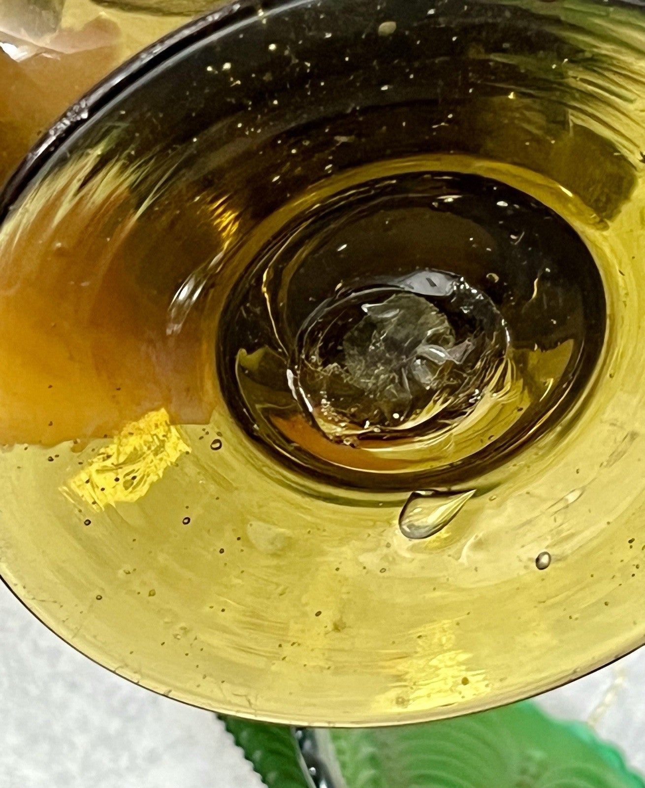 Antik Krug Karaffe Kanne Glas mundgeblasen Waldglas Nuppen FadenAuflagen ~1870
