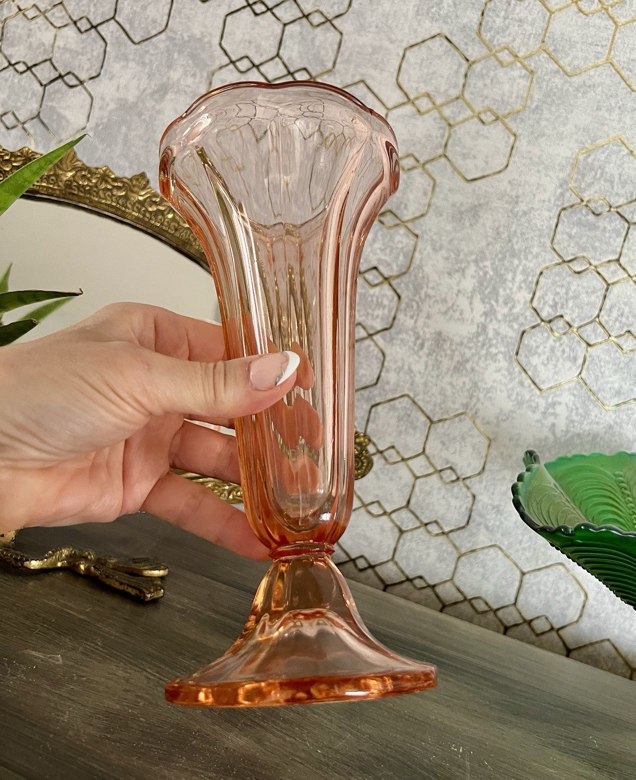 Antik Art Déco 1 Vase Glasvase Pressglas rosa Rosalin Glas