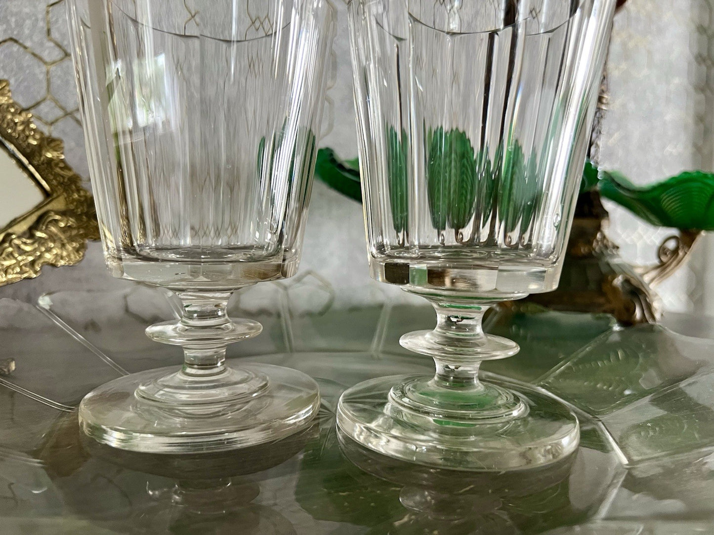 Antik 2 Biedermeier Weinbecher Edel oktagonal 8eckig Glas Weinkelch Schälschliff