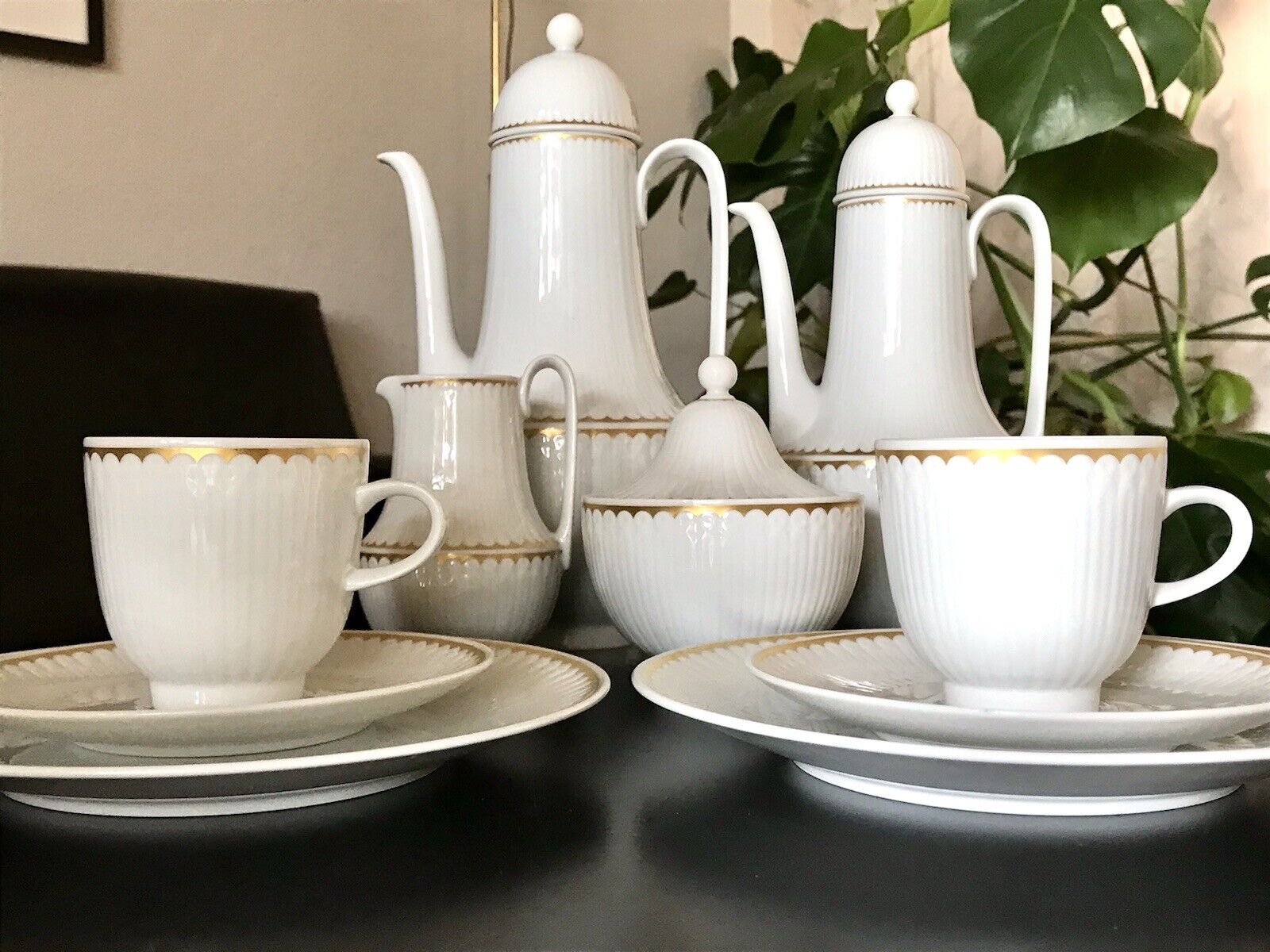 EDEL fein Hutschenreuther Porzellan Kaffeeservice 8 Pers. weiß Goldrand 60er