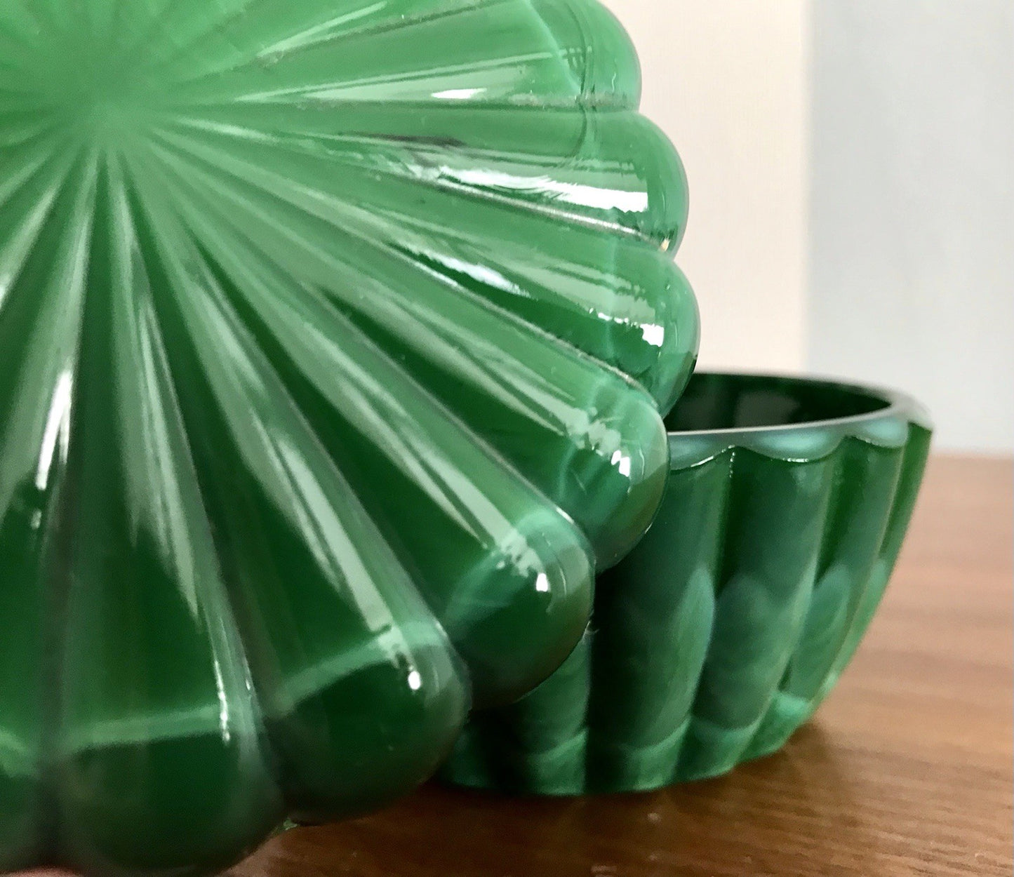 Antik Art Déco Glas Glasdose Deckeldose Glas Malachitglas Böhmen