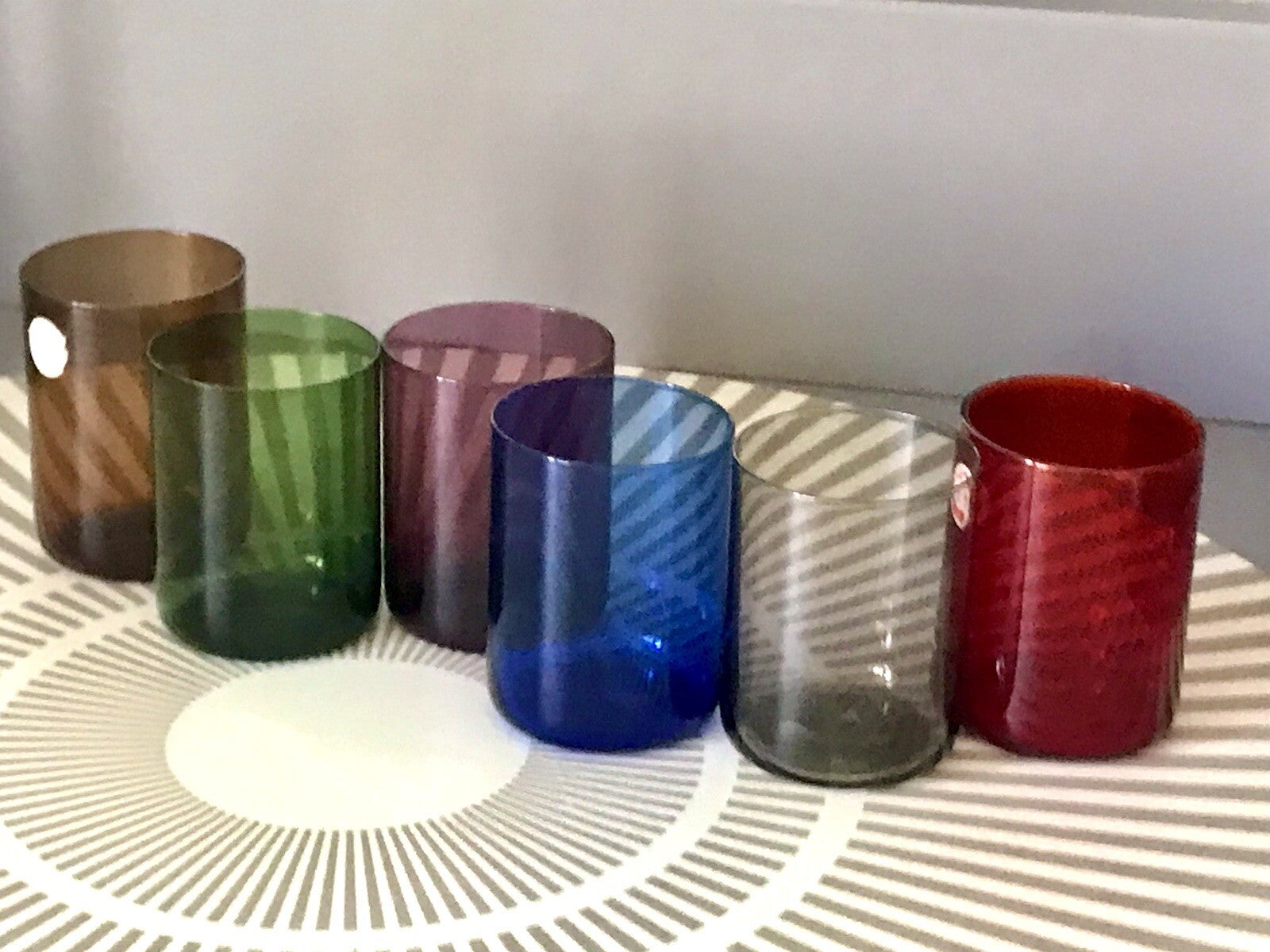 Vintage 60er Jahre 6 Schnapsgläser Gläser buntes Glas Rauchglas