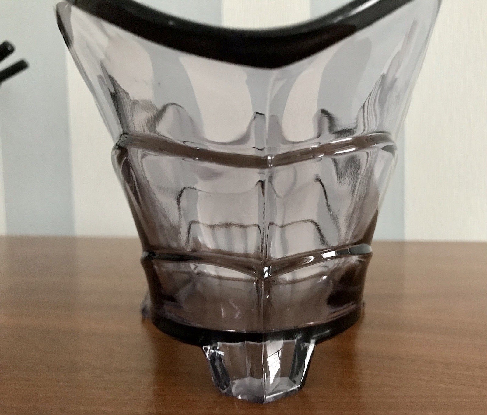 Antik Art Déco lila Pressglas Schale Glas Brockwitz Fruchtschale 1941 Jardiniere