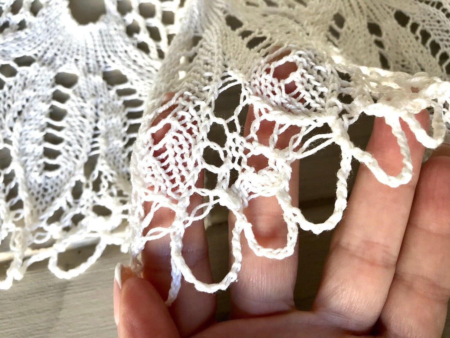 Antik alt Spitze weiß Tischdecke rund 57 cm Baumwolle gestrickt  So Schön!