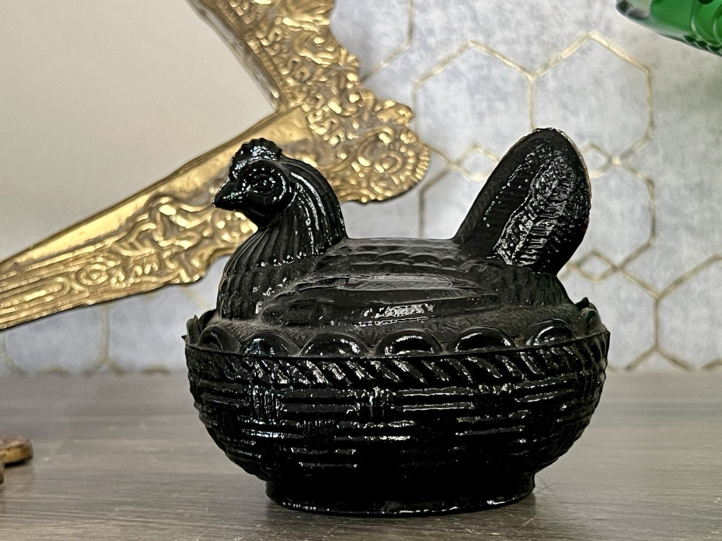 Antik Jugendstil Art Deco Glasdose Dose Deckeldose Pressglas Henne schwarz