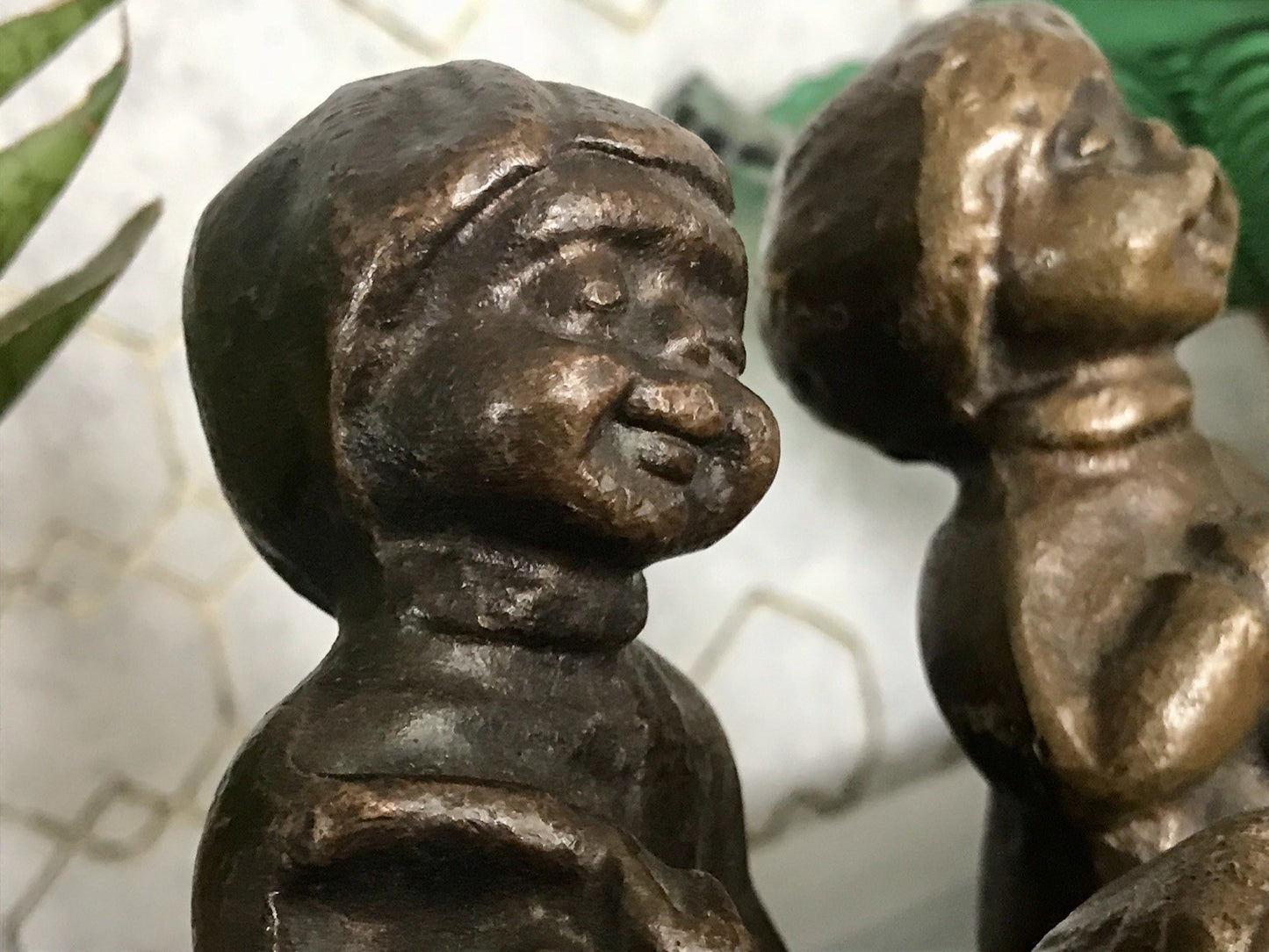 6x Vintage Bronze Figur Kinder Skulpturen Limpke u.a. Mädchen mit Puppe SCHÖN!