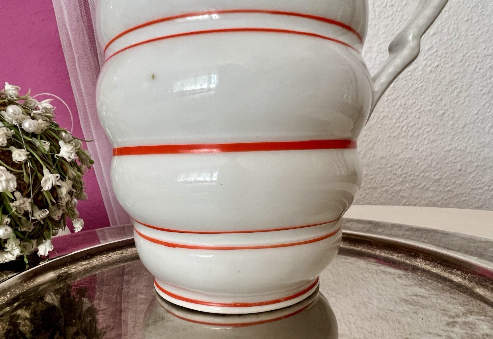 Antik Art Déco Bauhaus Porzellan Kakaokanne Schokoladenkanne Kanne Krug weiß rot