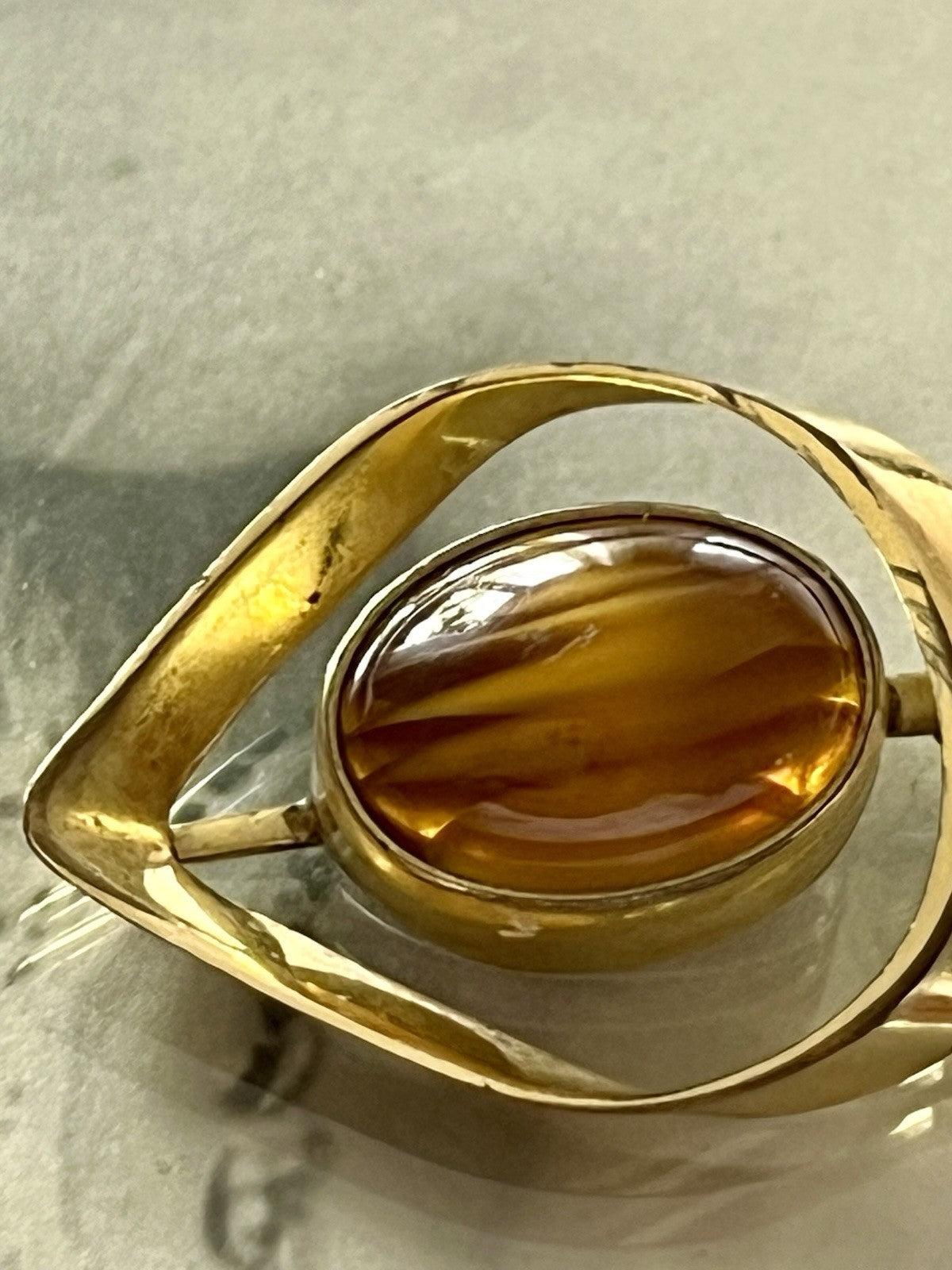 Vintage Designer Anhänger brauner Stein Amerik. Doublè vergoldet Tigerauge?