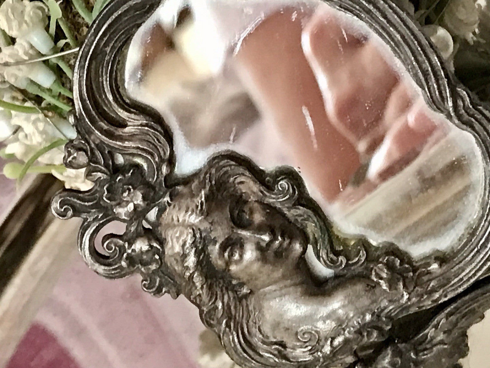 Antik kleiner Taschenspiegel Spiegel versilbert Jugendstil Frau-Büste