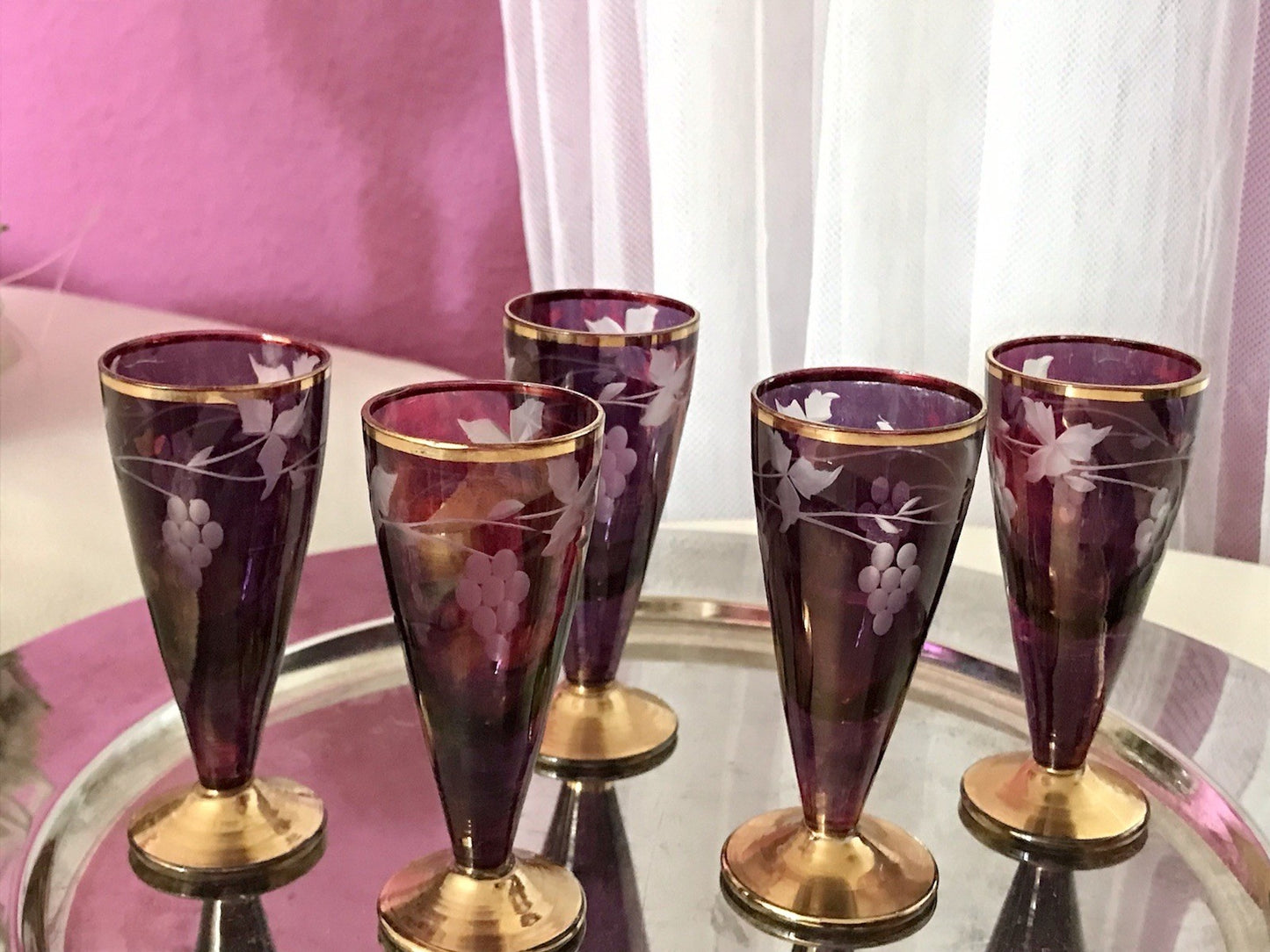 Antik Jugendstil Art Déco 5 Pinnchen Schnapsgläser Golddekor Gläser Schliff ROT