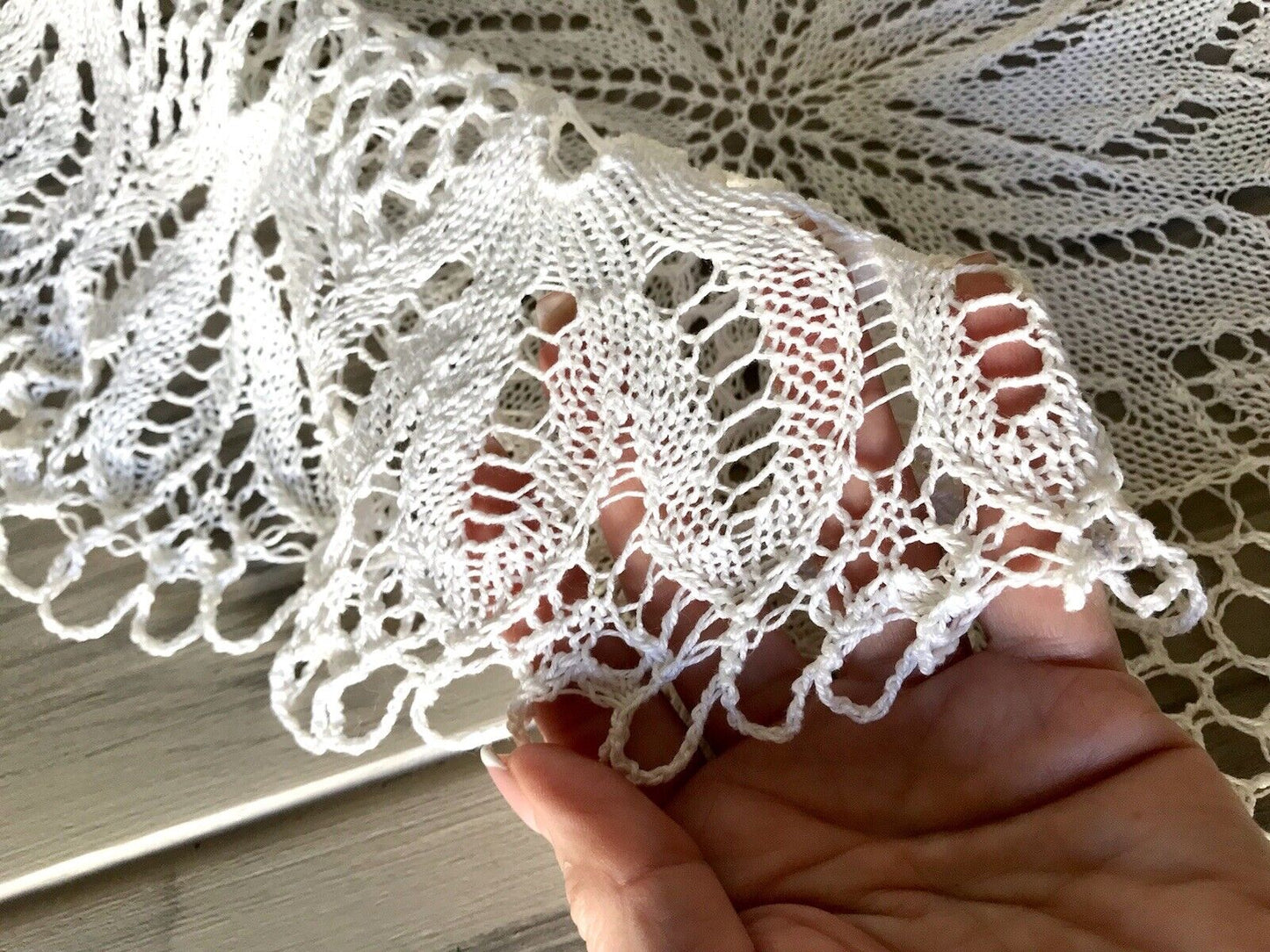 Antik alt Spitze weiß Tischdecke rund 57 cm Baumwolle gestrickt  So Schön!