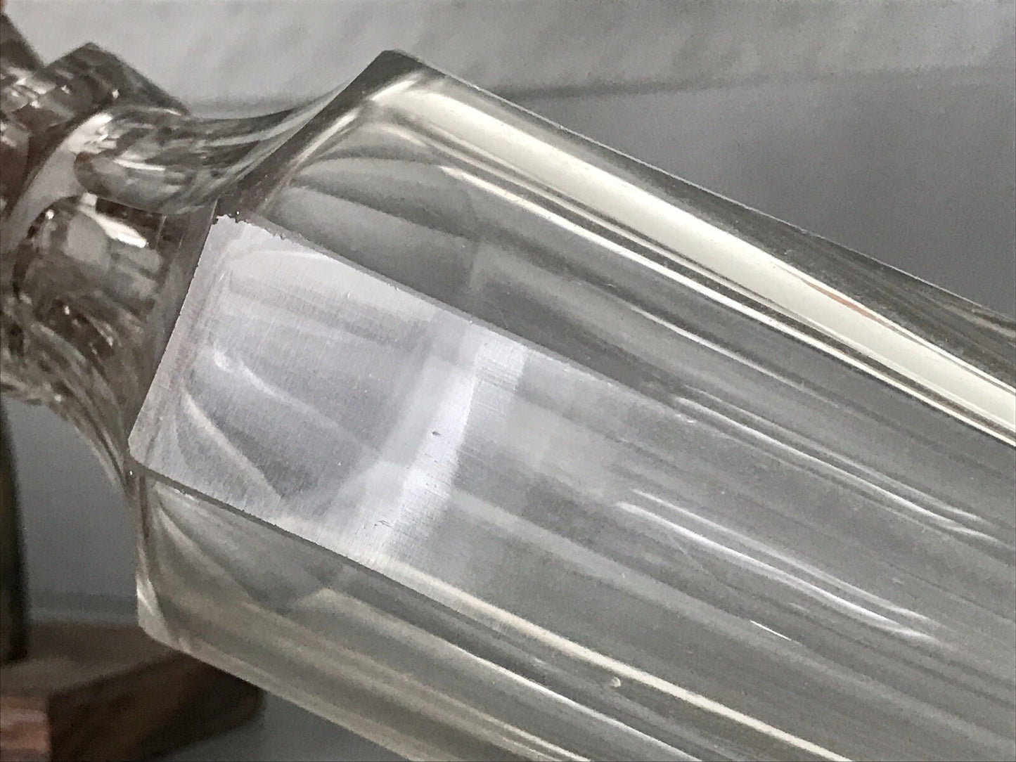 Antik Biedermeier kleine Karaffe Weinkaraffe Dekanter Glas Flächenschliff kantig