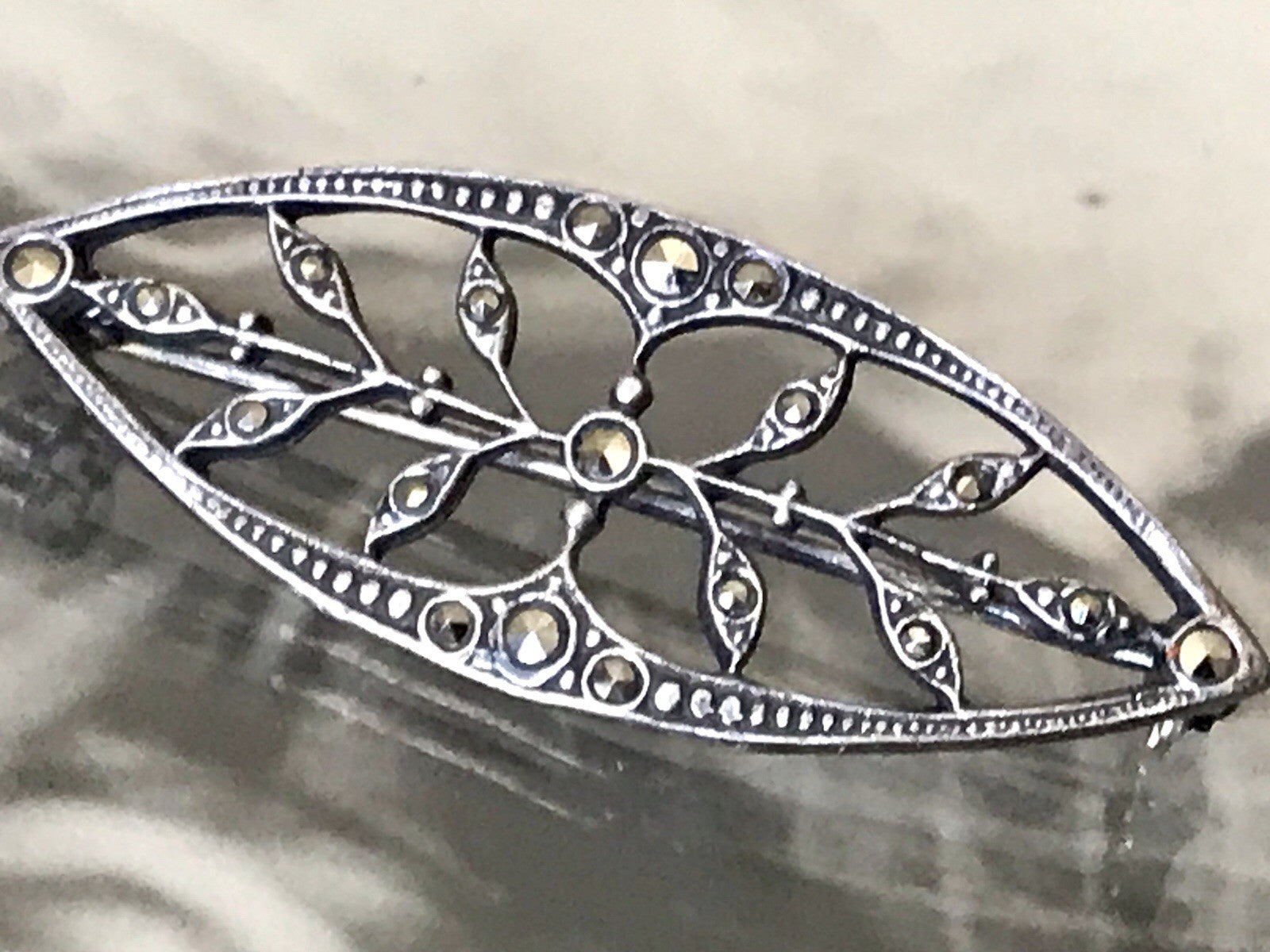 Antik reines Jugendstil Brosche 835 Silber Markasite WUNDERVOLLE ARBEIT!