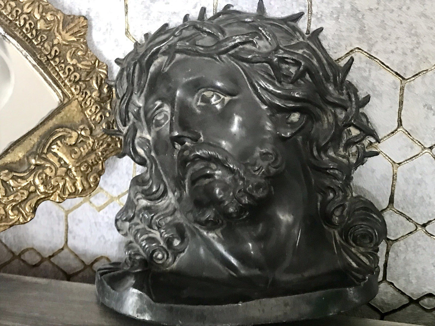 Antik Zinn? Relief Jesus Büste Dornkrone Figur Guss?  schön