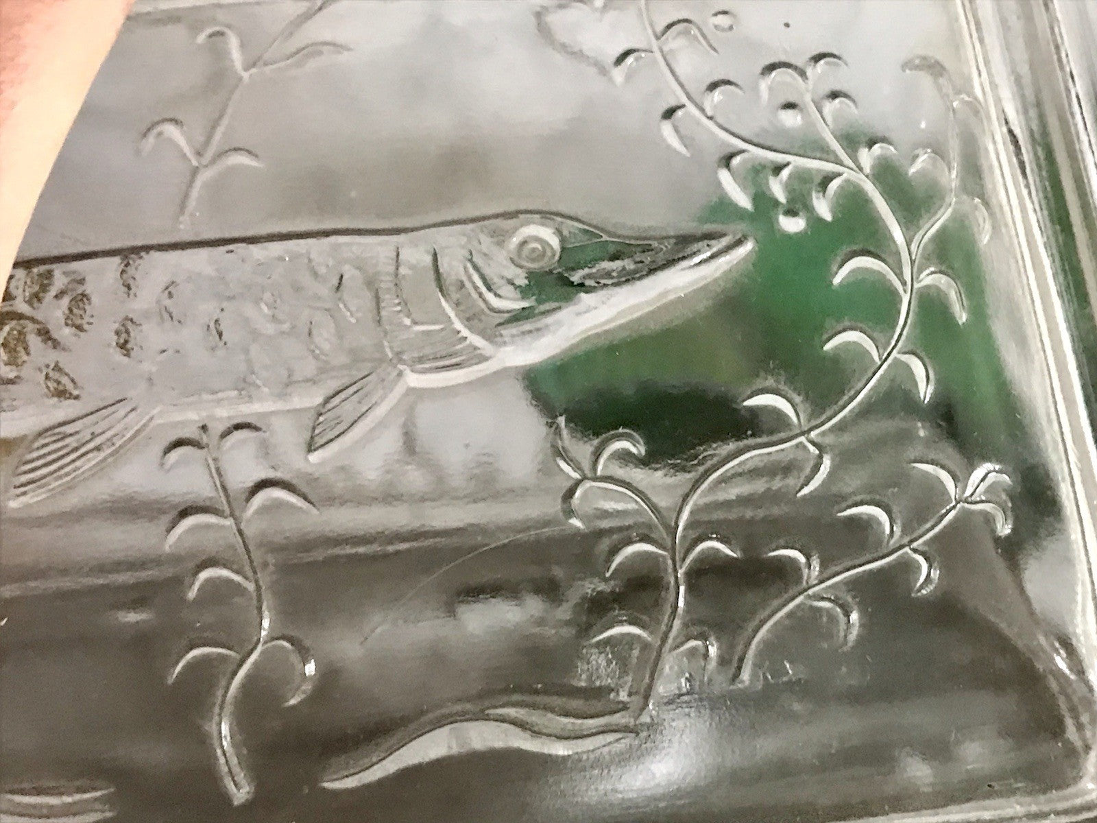 Antik Art Déco Deckeldose Dose Glasdose Pressglas Haribo Lakritze Fischmuster