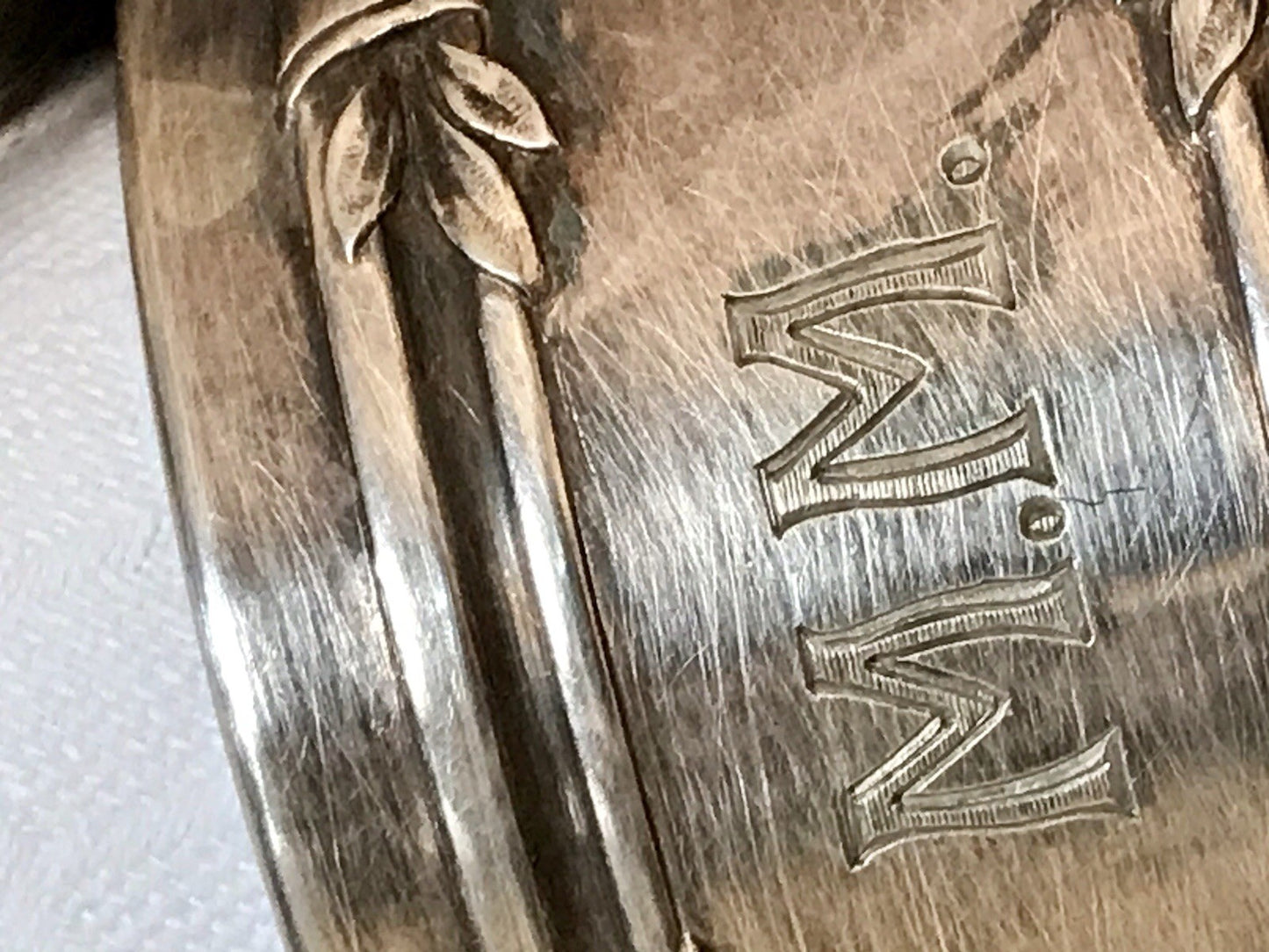 Antik 2 Serviettenringe Jugendstil MM KM Monogramm versilbert GJ