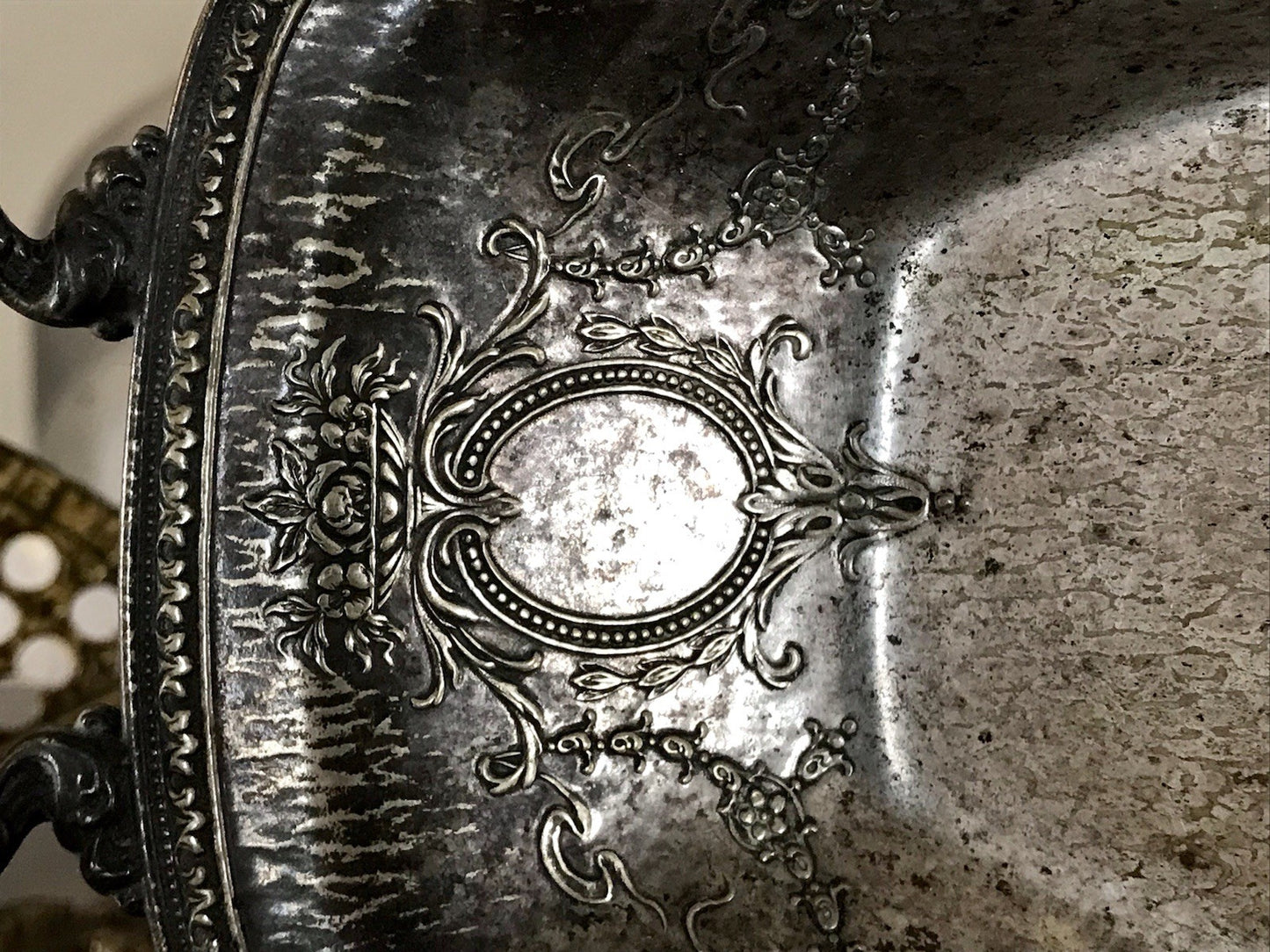 Antik Schale versilbert Art Nouveau Jugendstil  um 1900 oval Handhaben Relief