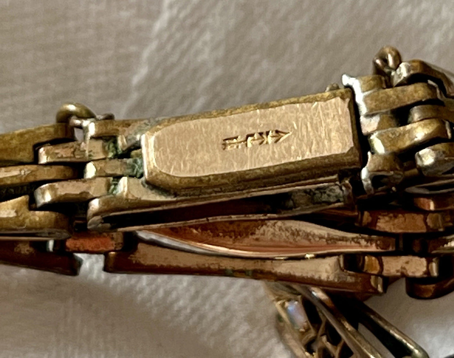 Antik Jugendstil -1900 Glieder- Armband opalisierende Steine vergoldet