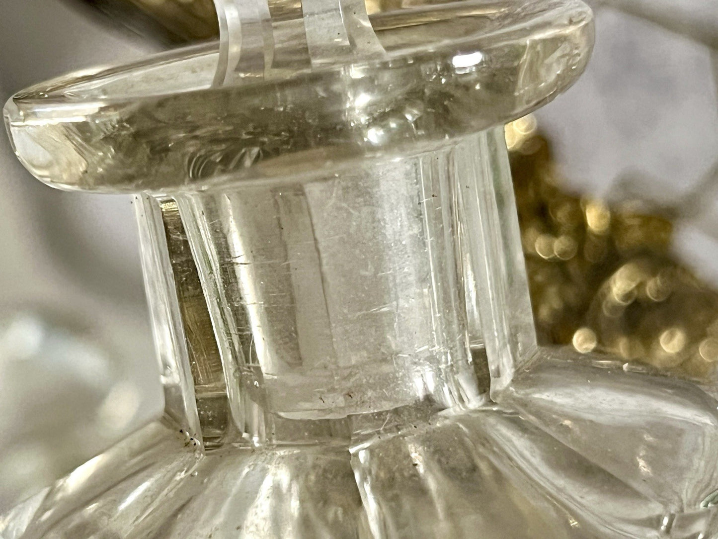 Antik ~1850-90 Baccarat 2x Flakon Parfüm kleine Glaskaraffe Schnitt Bleikristall
