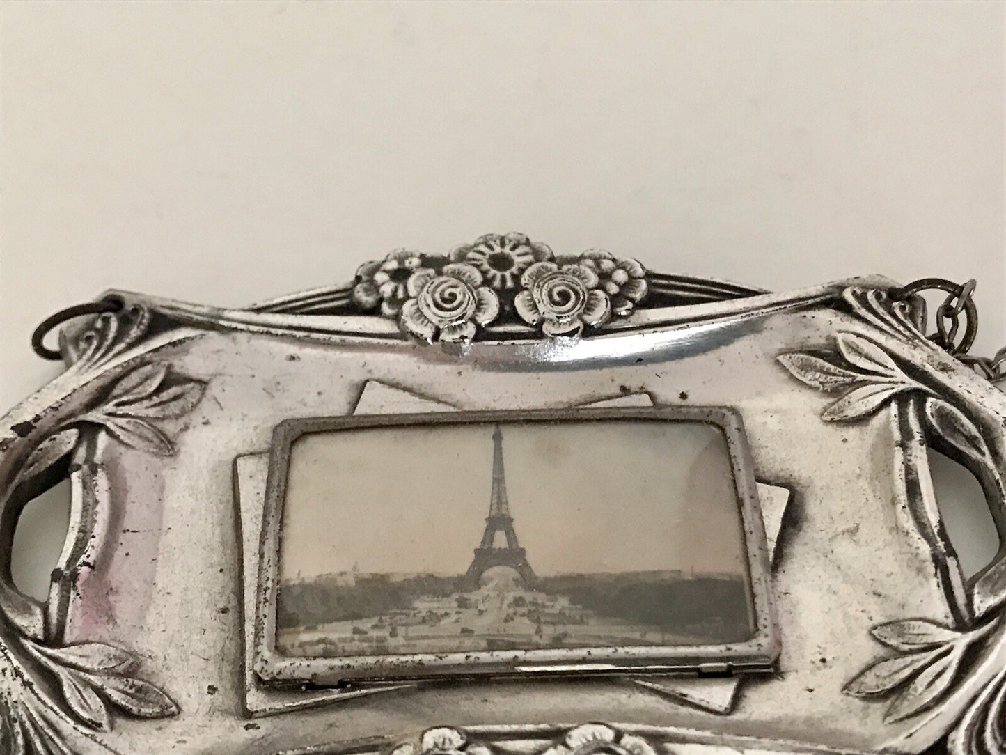 Antik Souvenir aus Paris versilbert Art Nouveau Jugendstil Schale Tablett