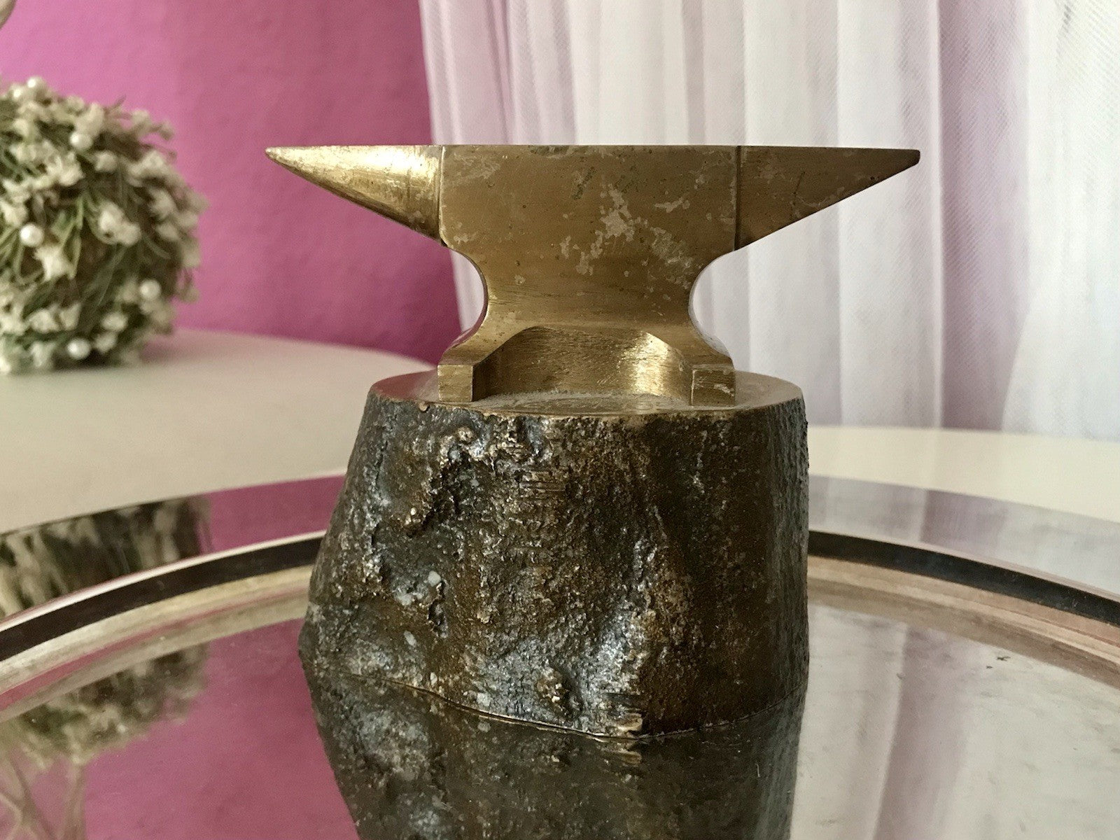 Vintage Mini Amboss Siemag Goldschmied Uhrmacher auf Sockel Brutalist Siegen
