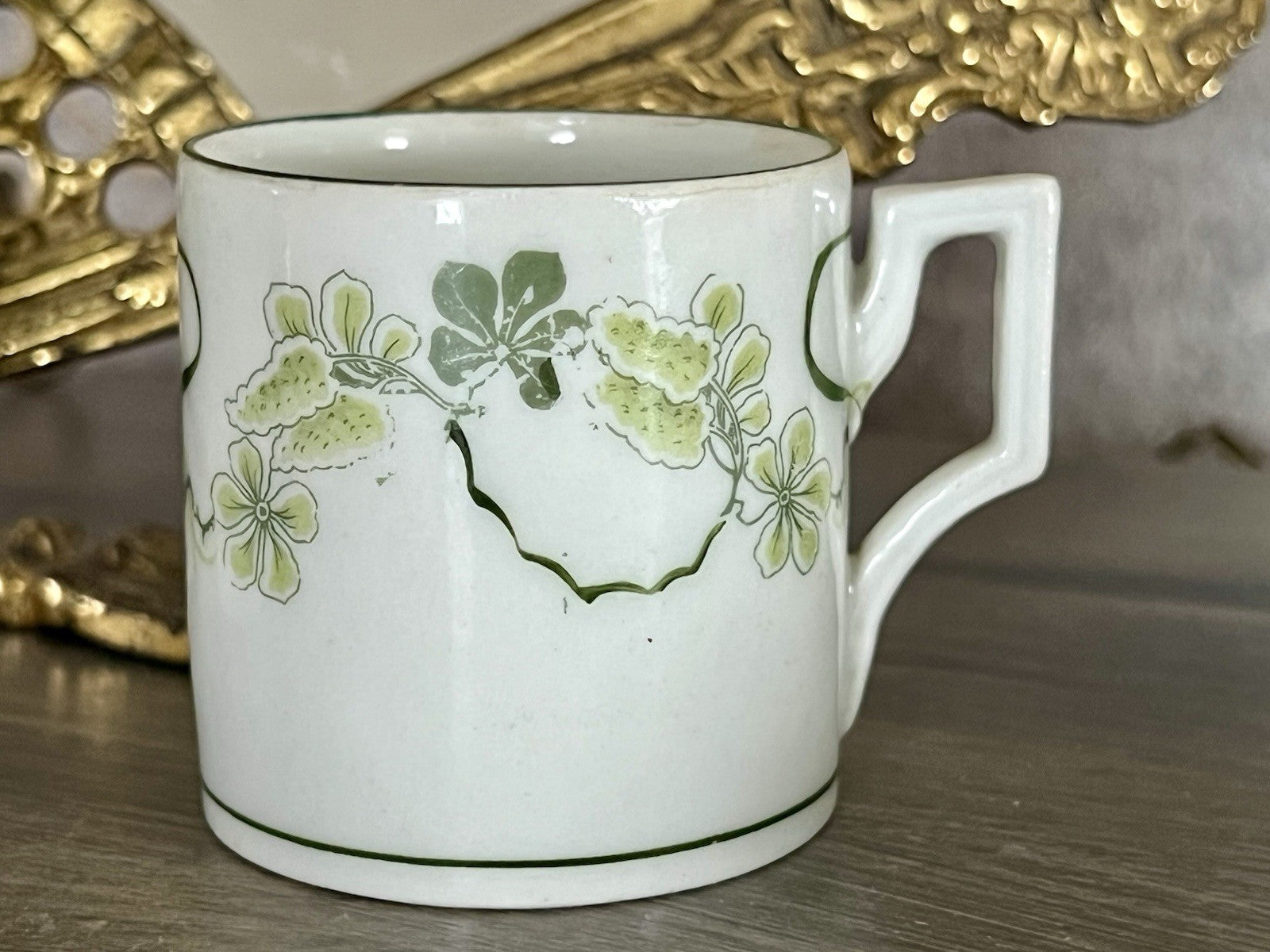 Antik Jugendstil Porzellan 1 (von 2)  Mokka Tasse Bloch Dr. Widera&Co fein