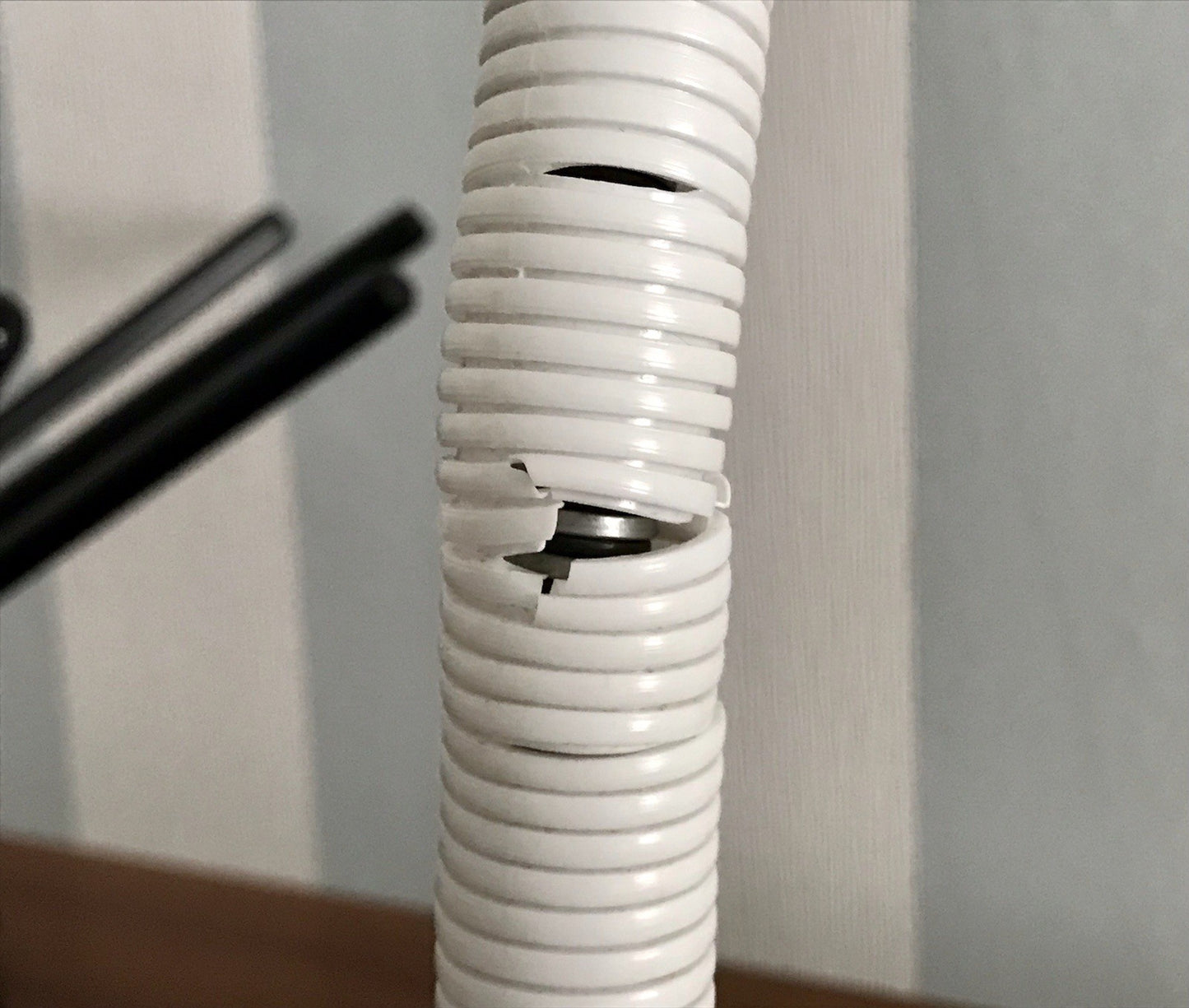 Vintage 70er 80er 2x Gelenkarm Tischleuchte Lampe Leuchte belgisch weiß