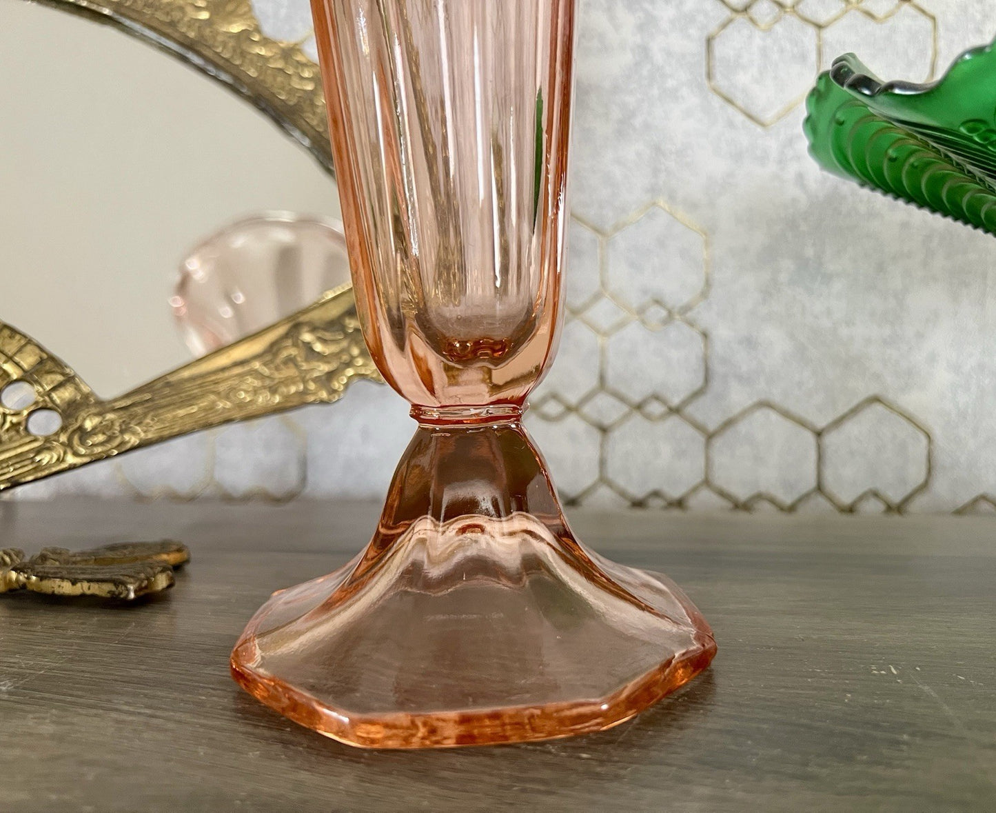 Antik Art Déco 1 Vase Glasvase Pressglas rosa Rosalin Glas
