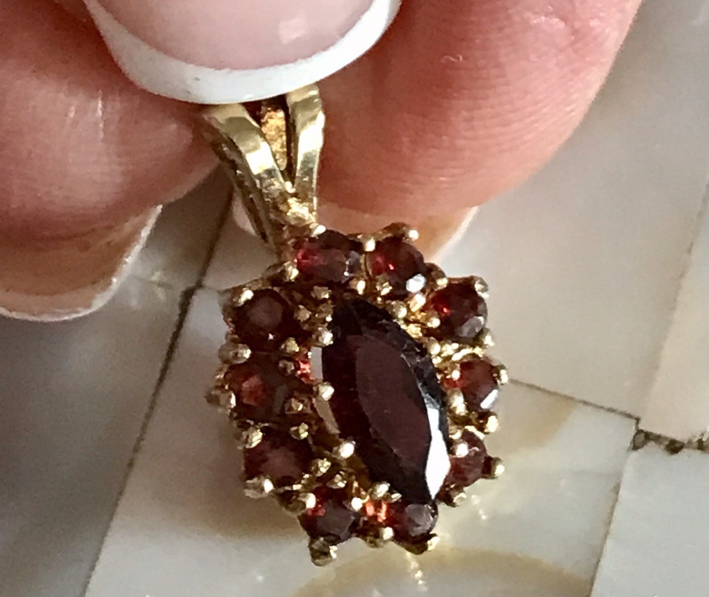 Vintage Edel Anhänger Kettenanhänger Silber vergoldet 835 SUPER Granatsteine