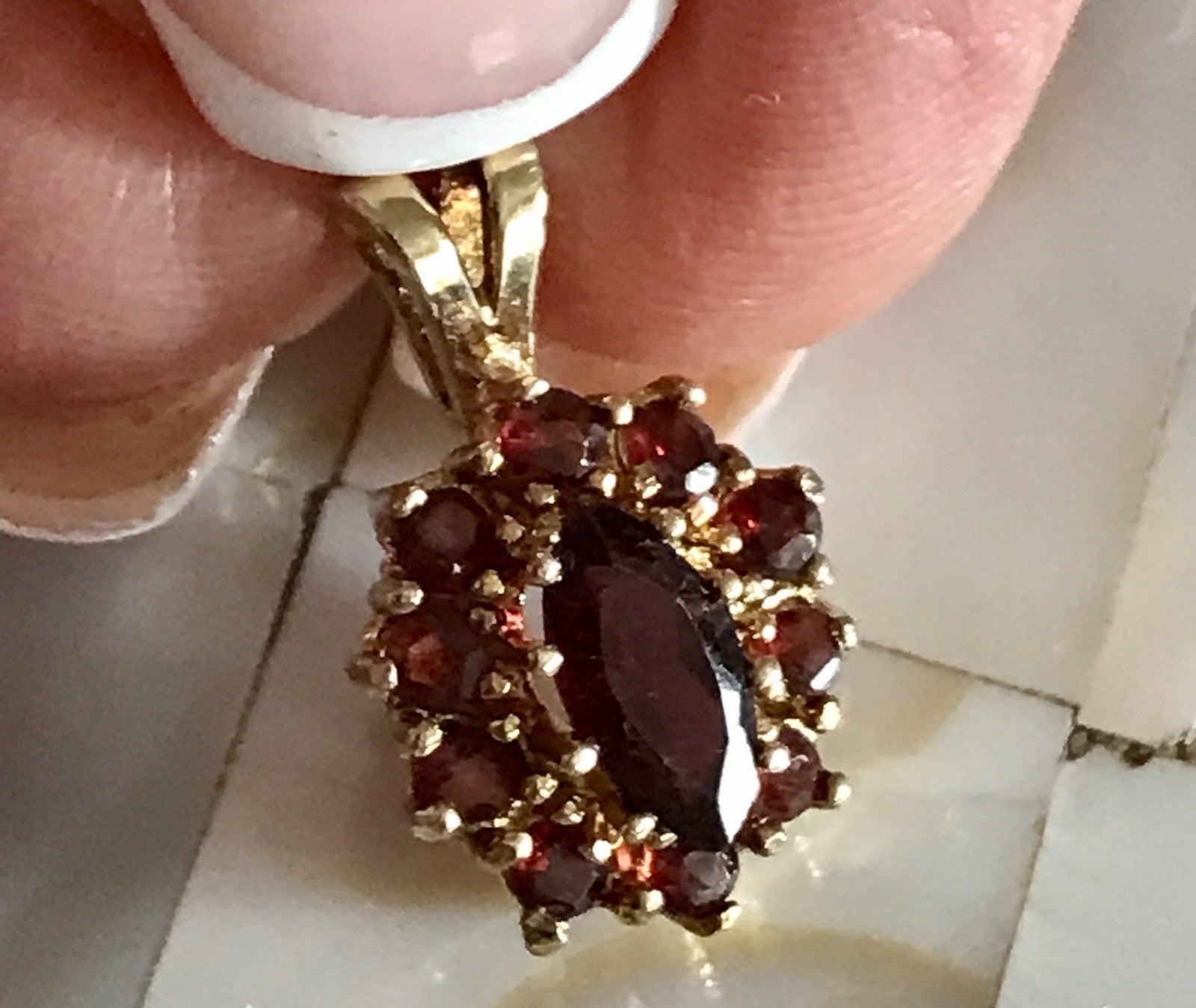 Vintage Edel Anhänger Kettenanhänger Silber vergoldet 835 SUPER Granatsteine
