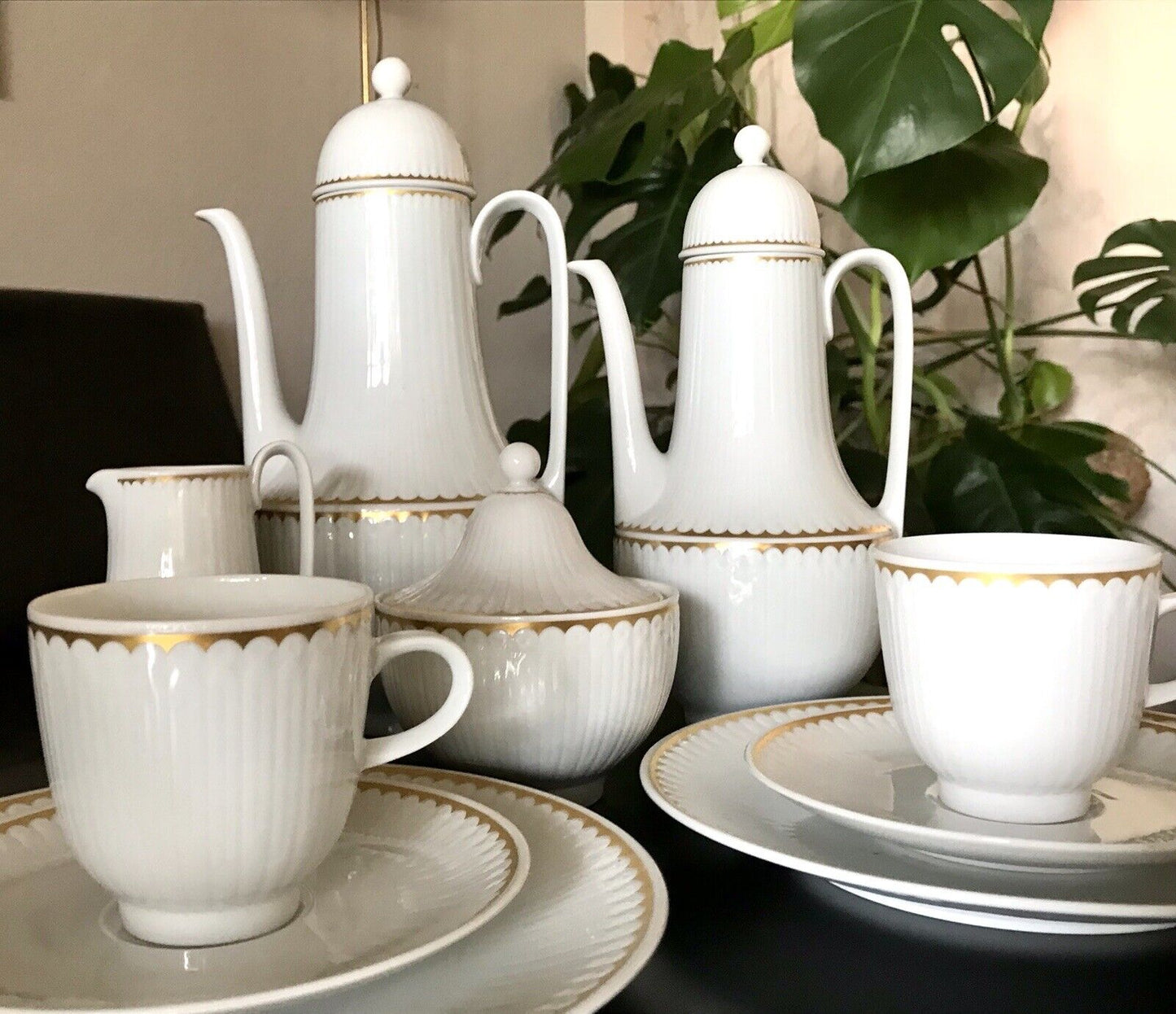 EDEL fein Hutschenreuther Porzellan Kaffeeservice 8 Pers. weiß Goldrand 60er